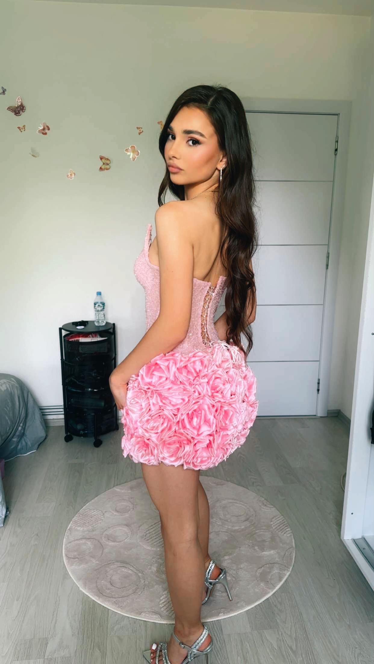@𝕷