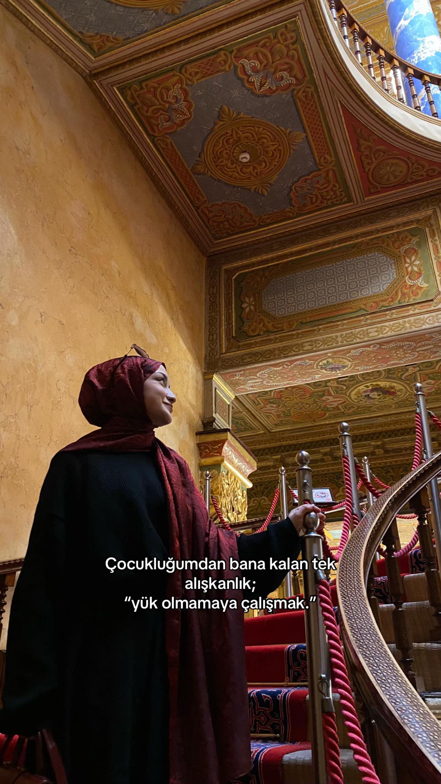 @Nur