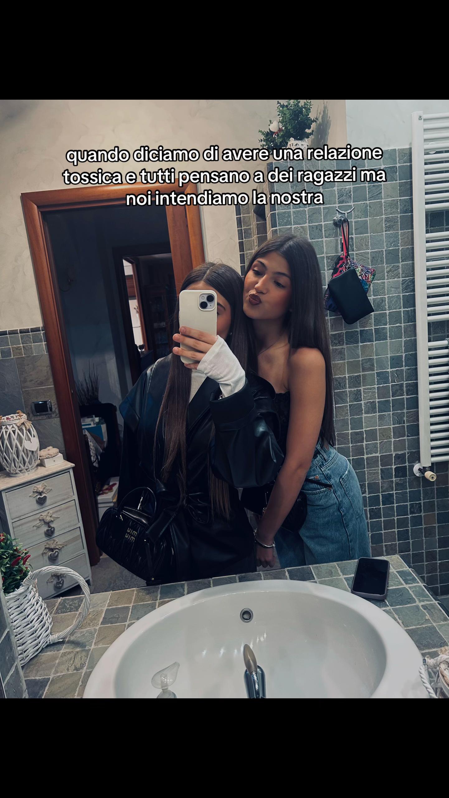 @_sofiesofi__