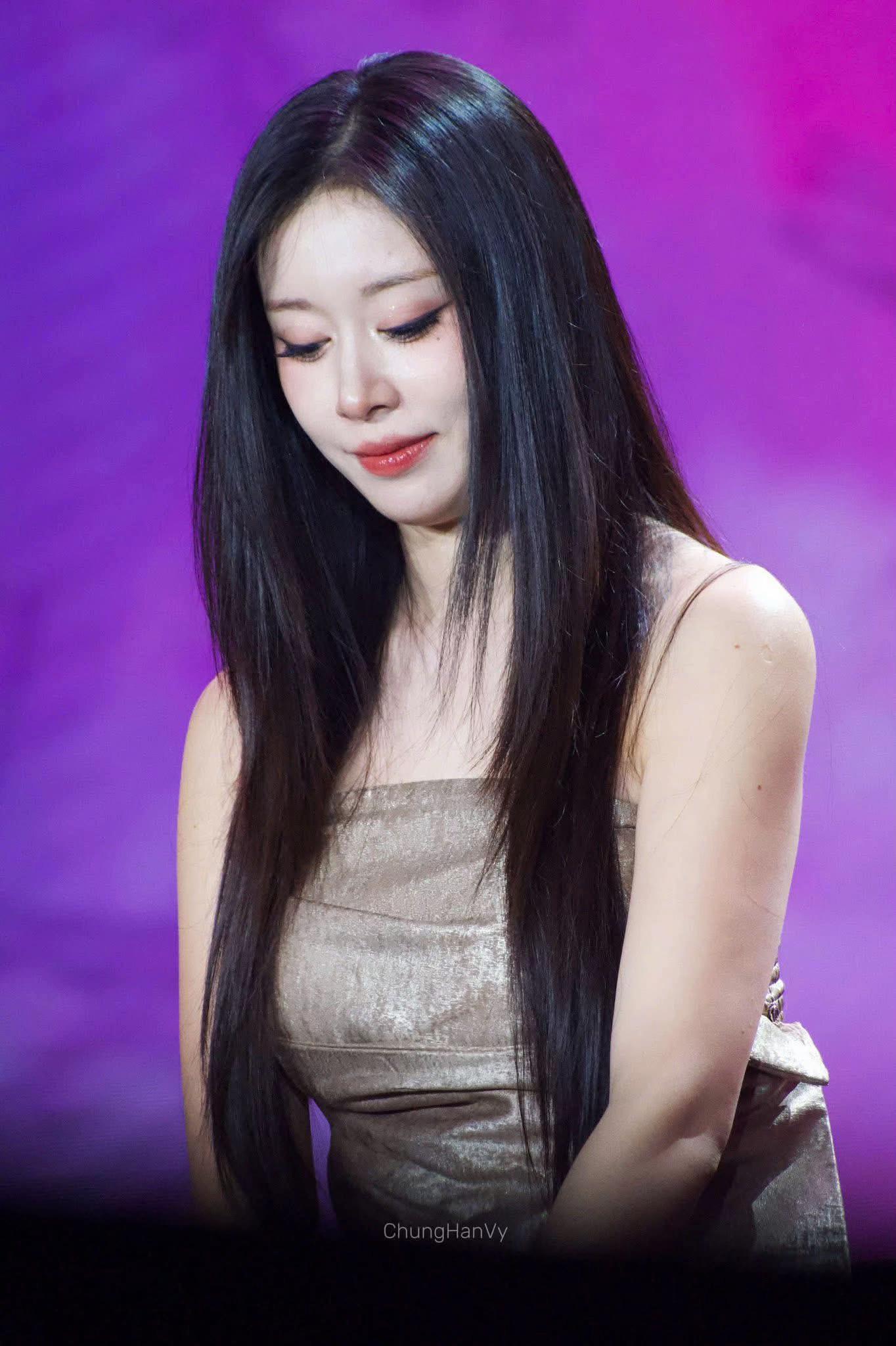 @๐๐ฒ๐ผ๐บ๐ข๐ง๐ง๐ง๐ง>>>