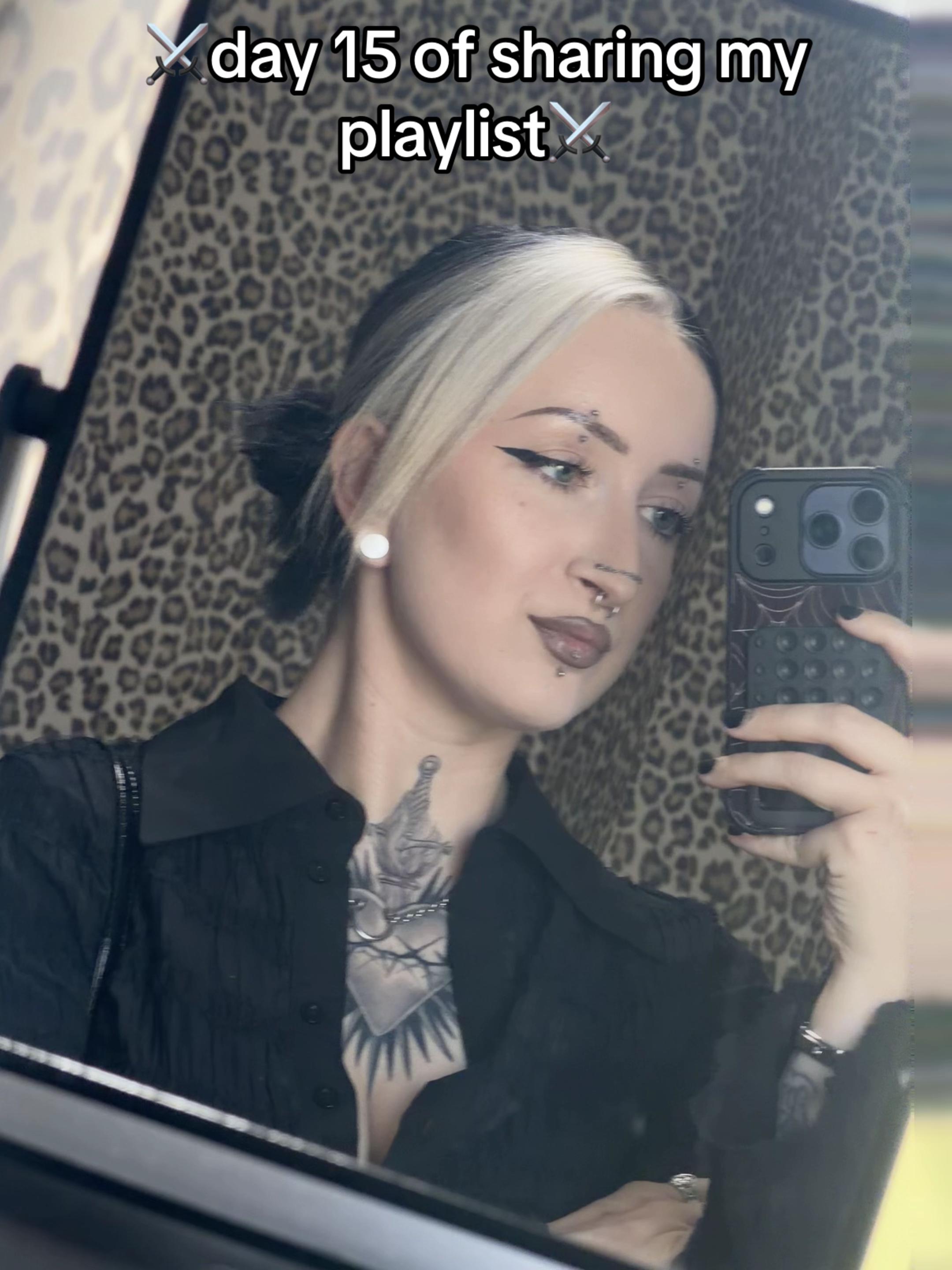 @skunkboii__