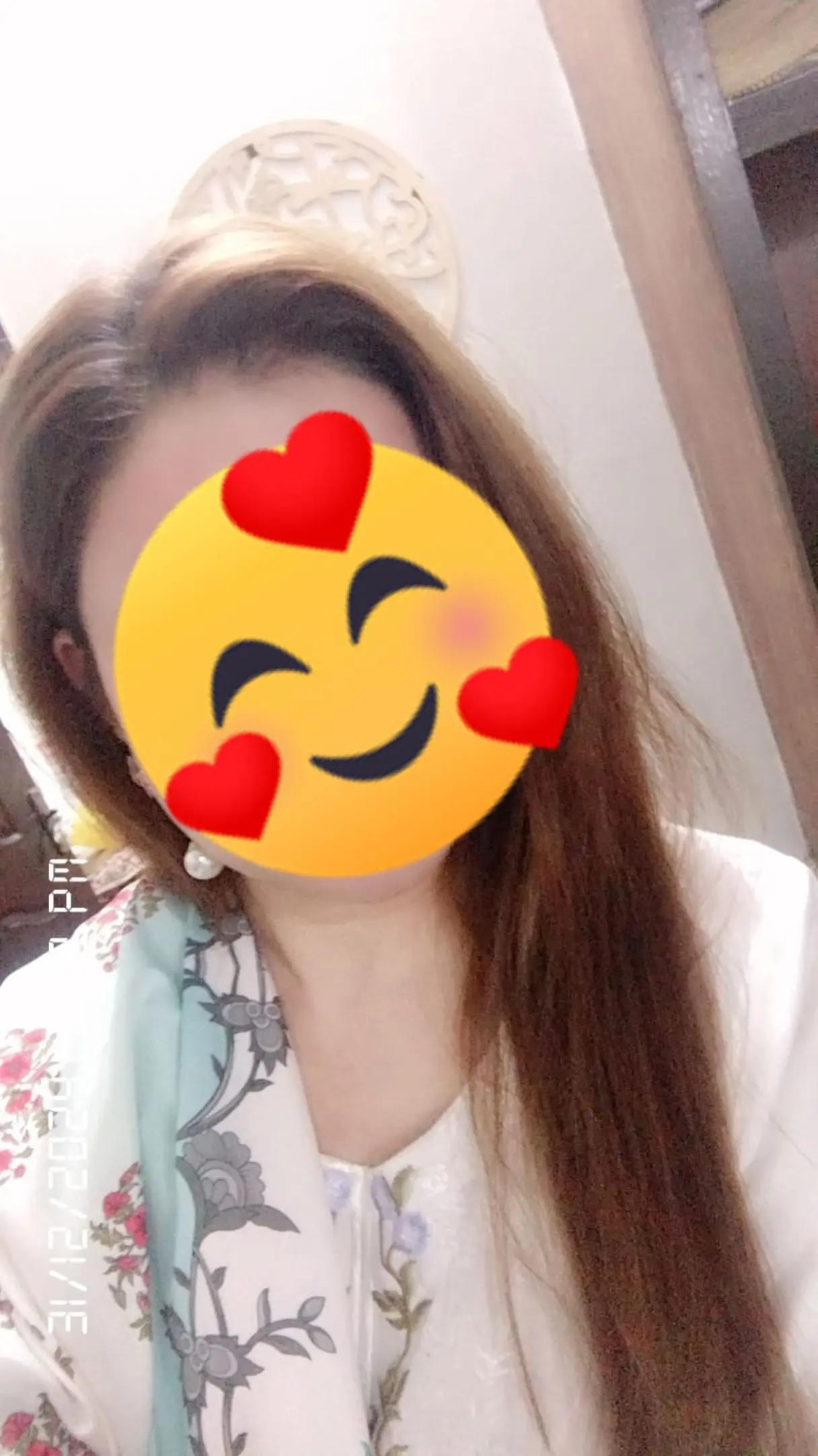 @arooba khan