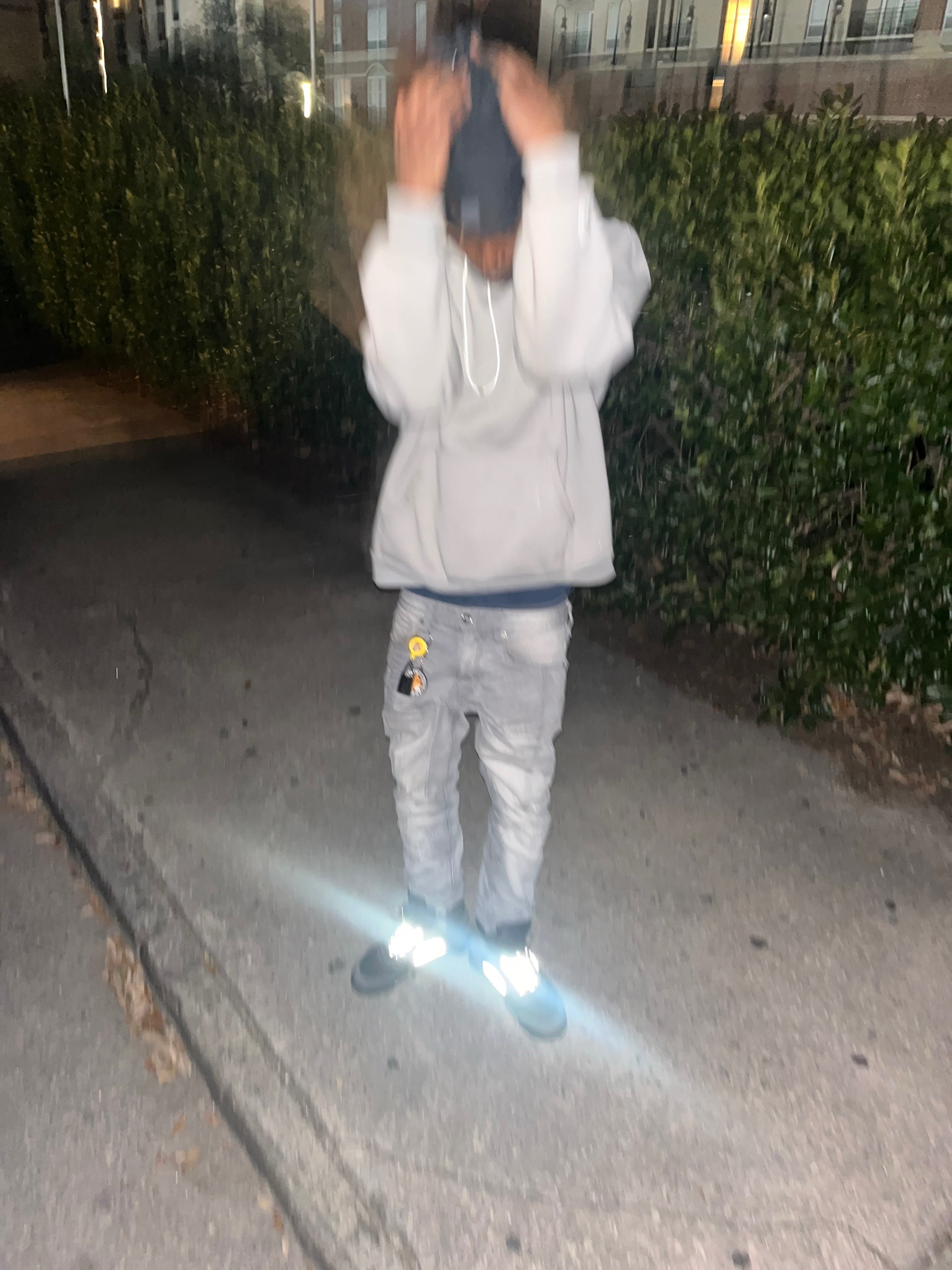 @DUMBWAY LAFLARE