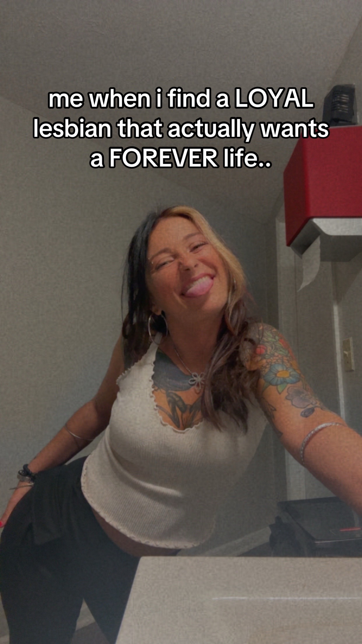 @lindseynicolefoster