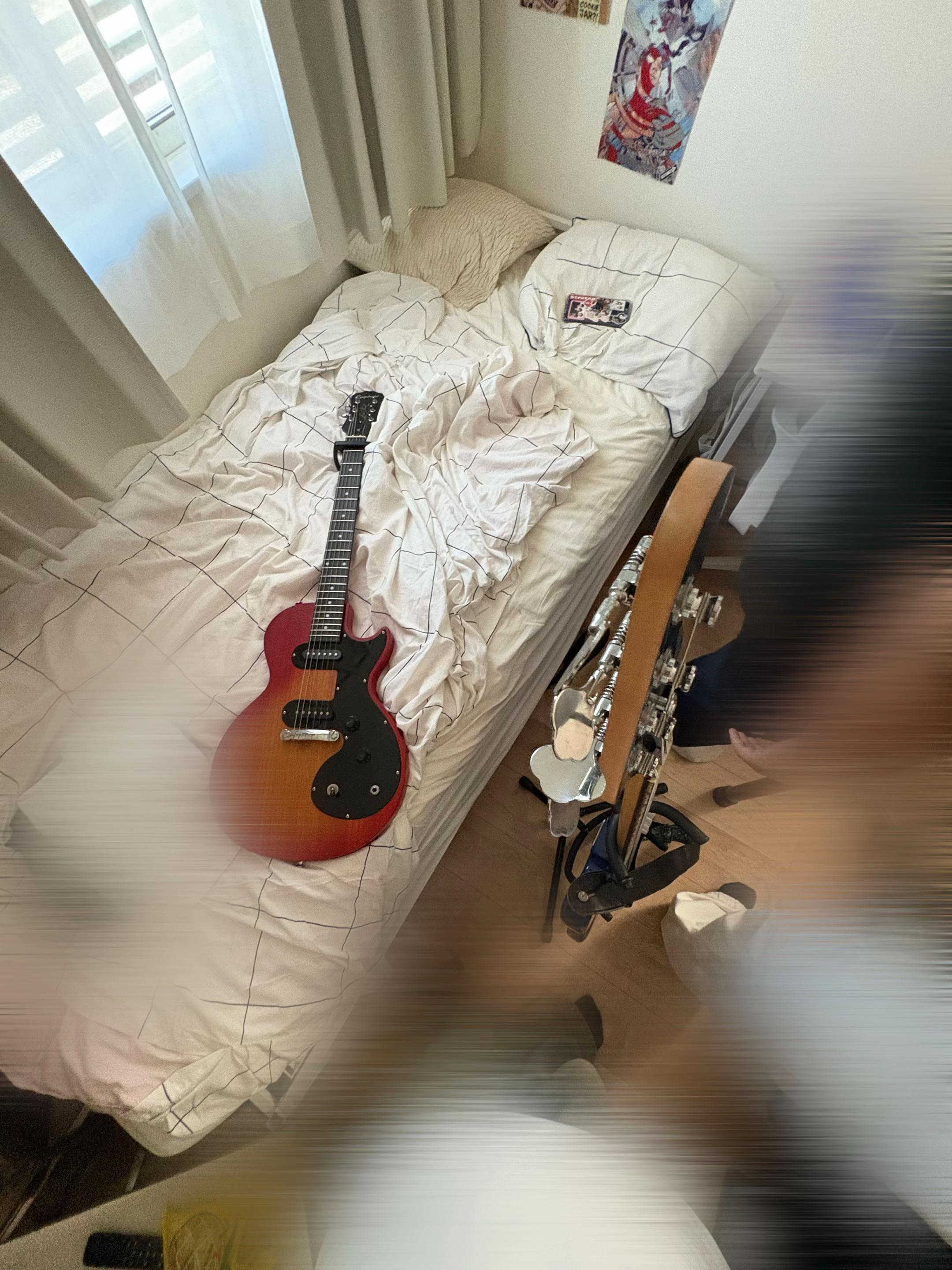 @𝐇𝐚𝐧𝐧𝐚🎸◝✩