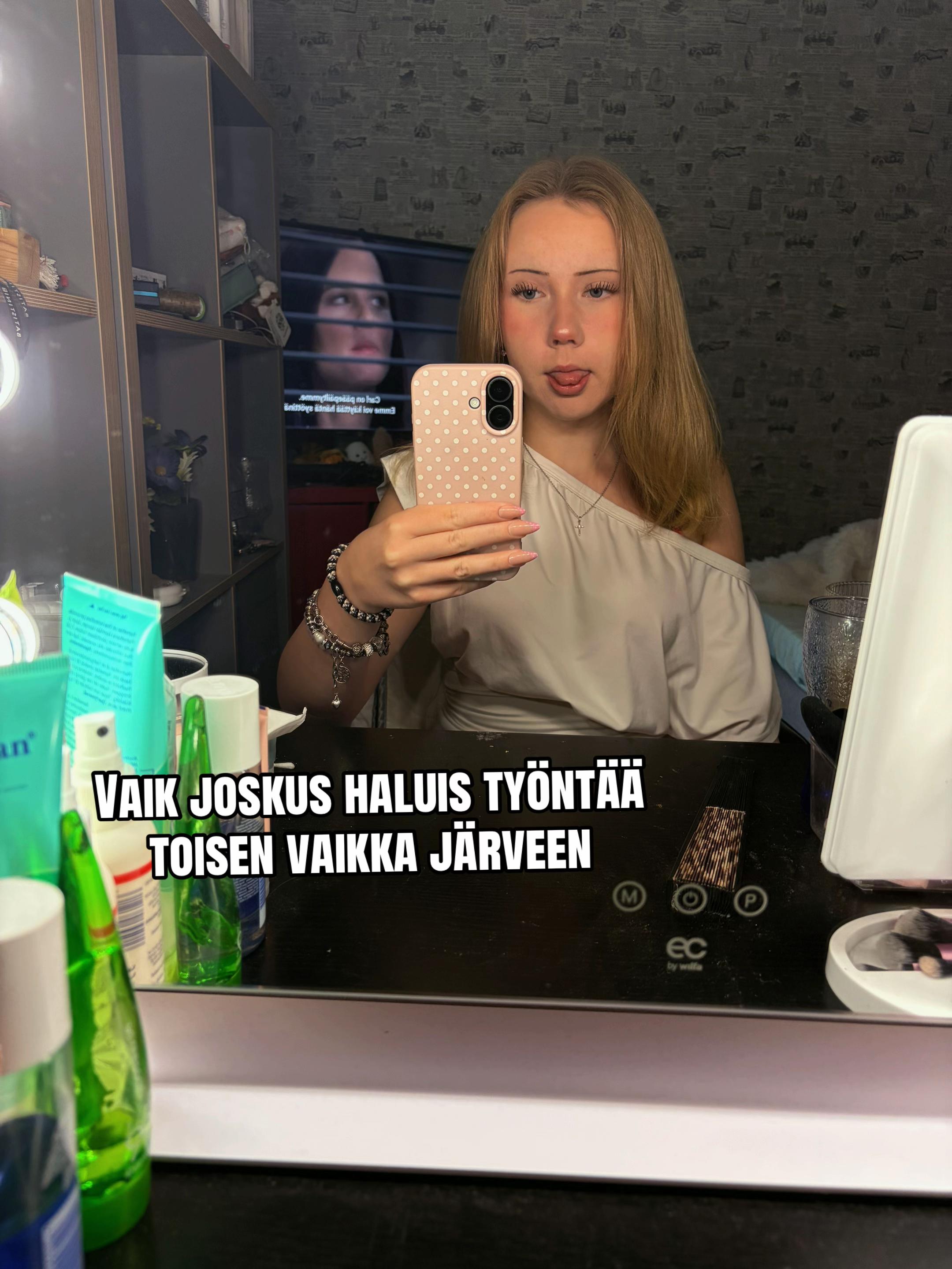 @𝒮𝒶𝓇𝒶💋