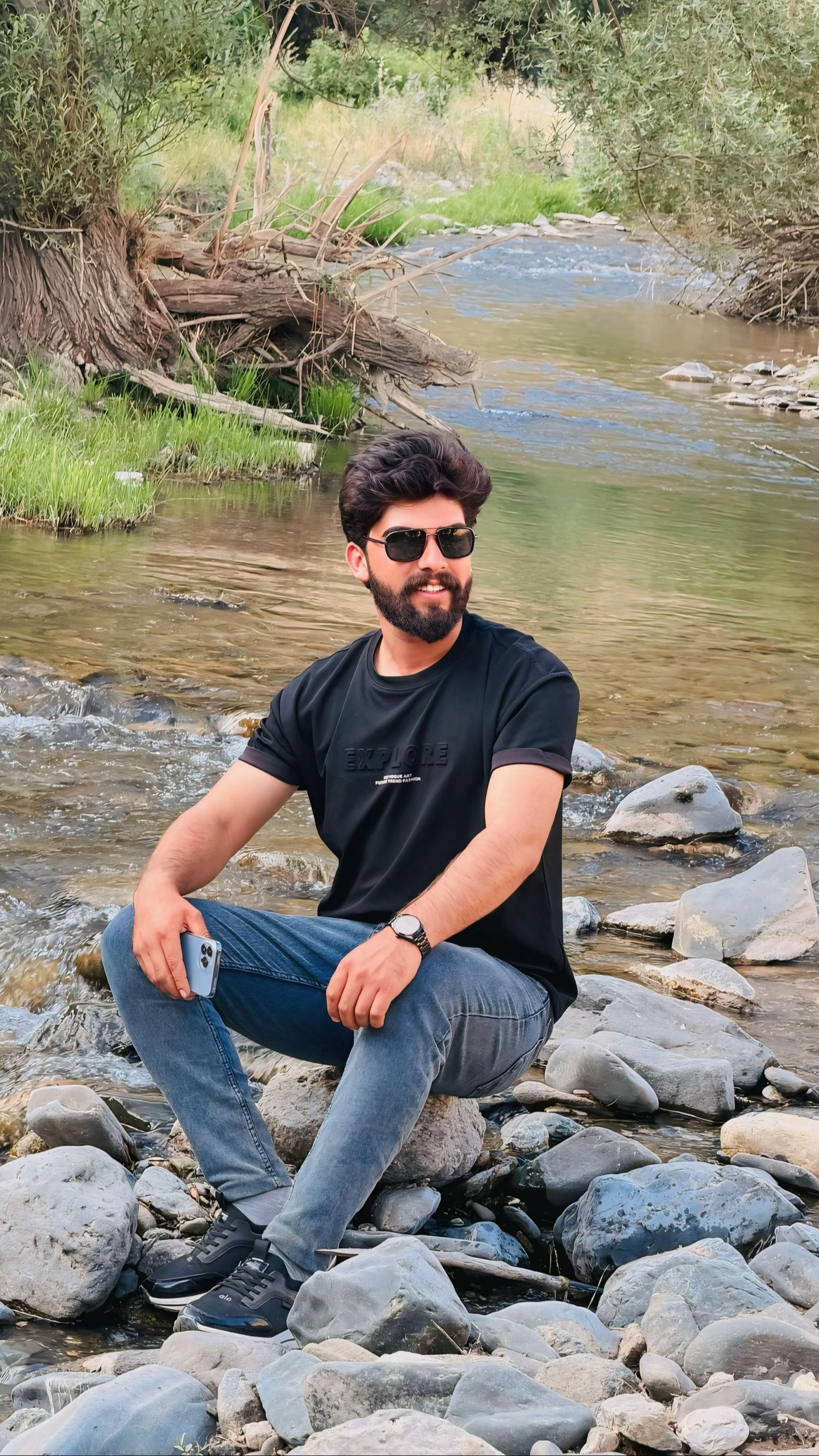 @𝐅𝐚𝐫𝐦𝐚𝐧 𝐅 𝐑𝐚𝐬𝐮𝐥
