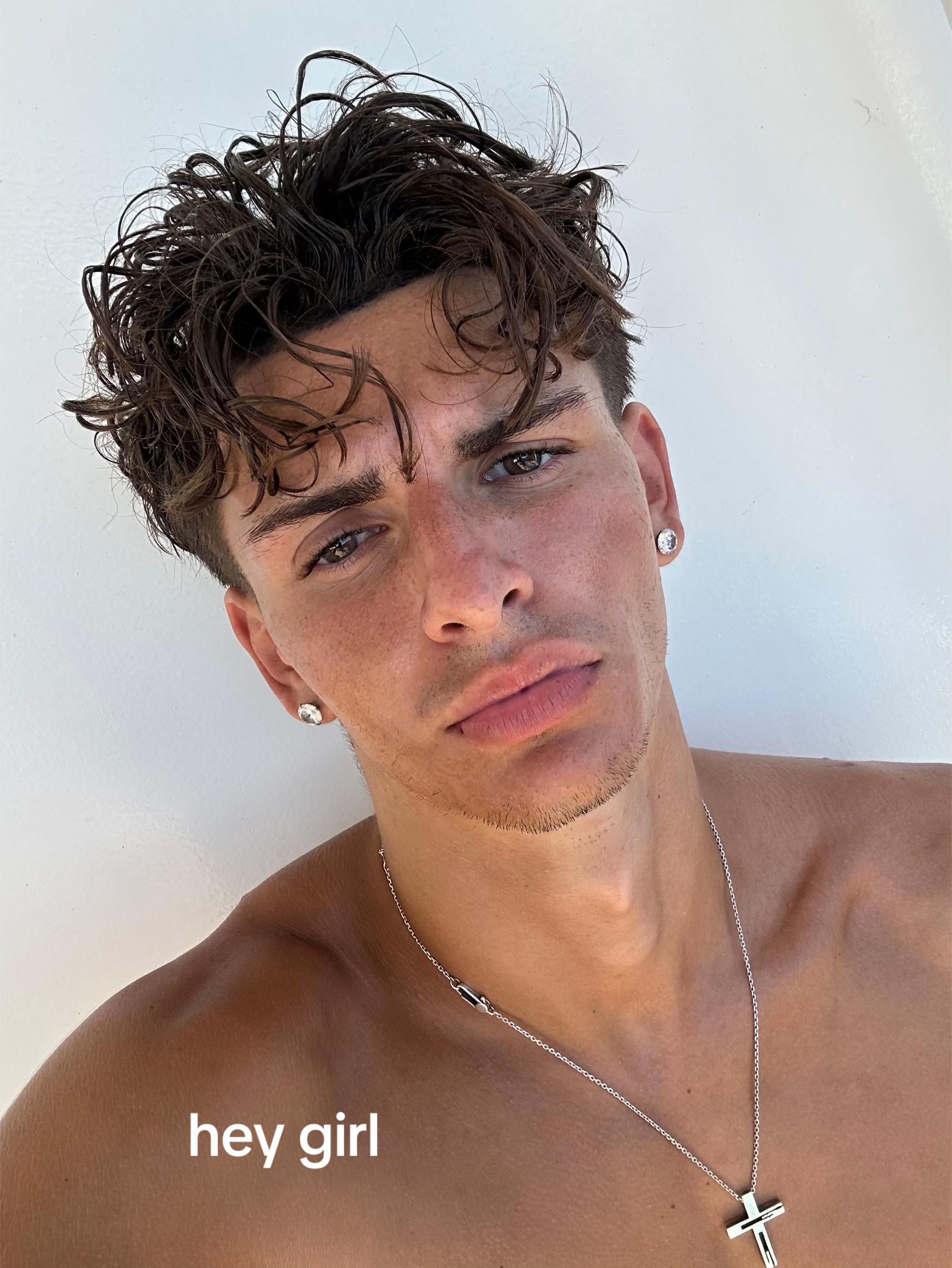 @chris.nikoo