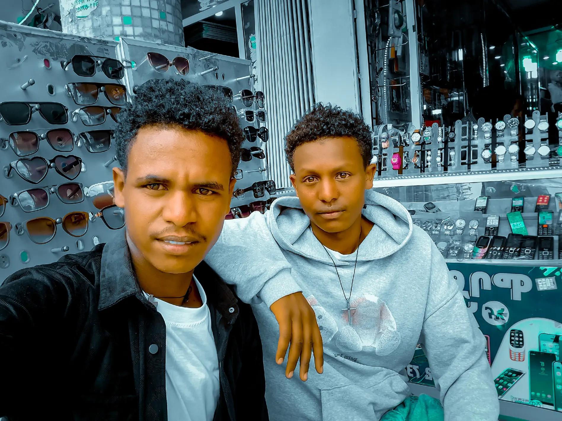 @shewa@12