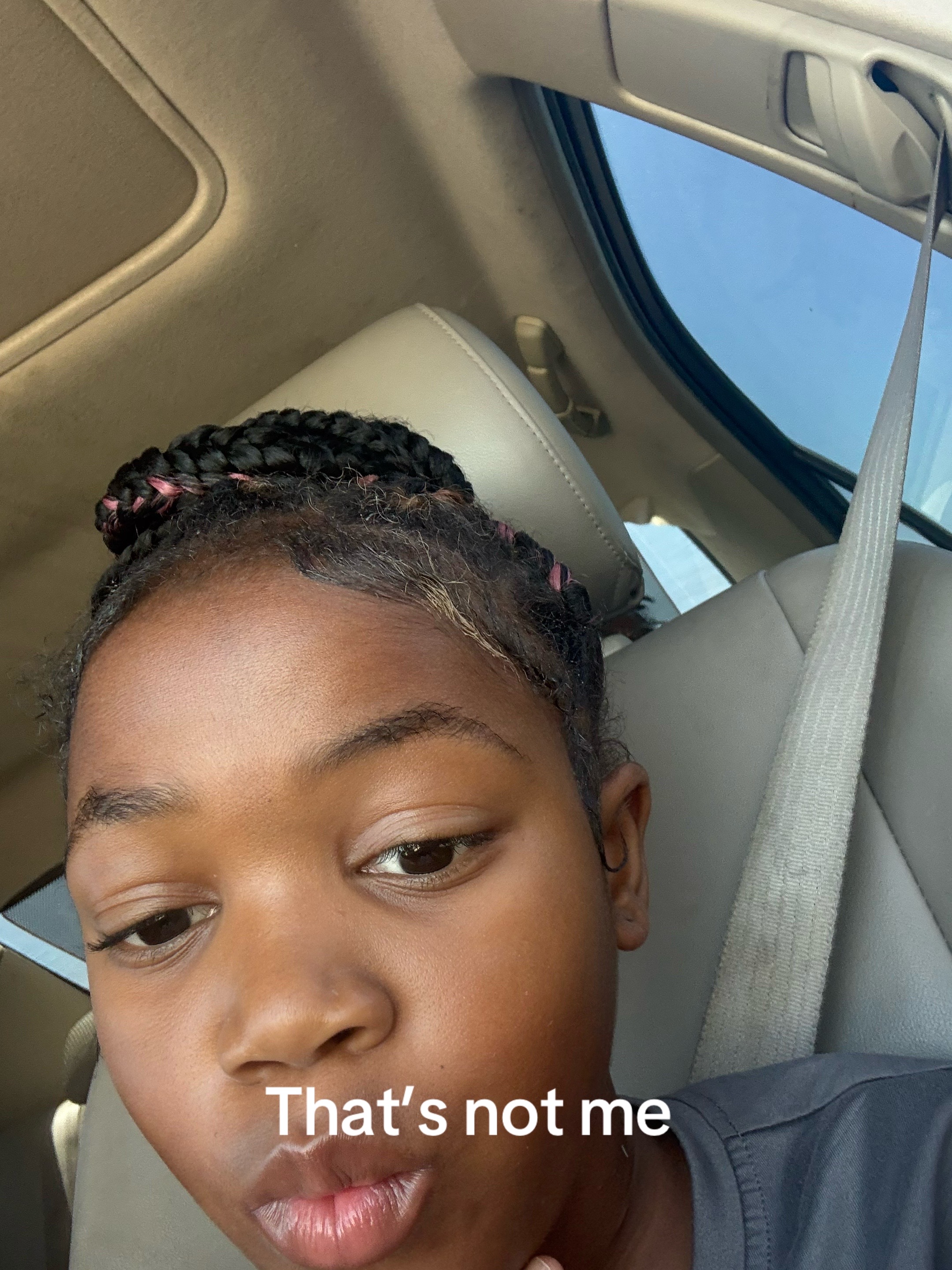 @Sameea😞🙉🤷🦇