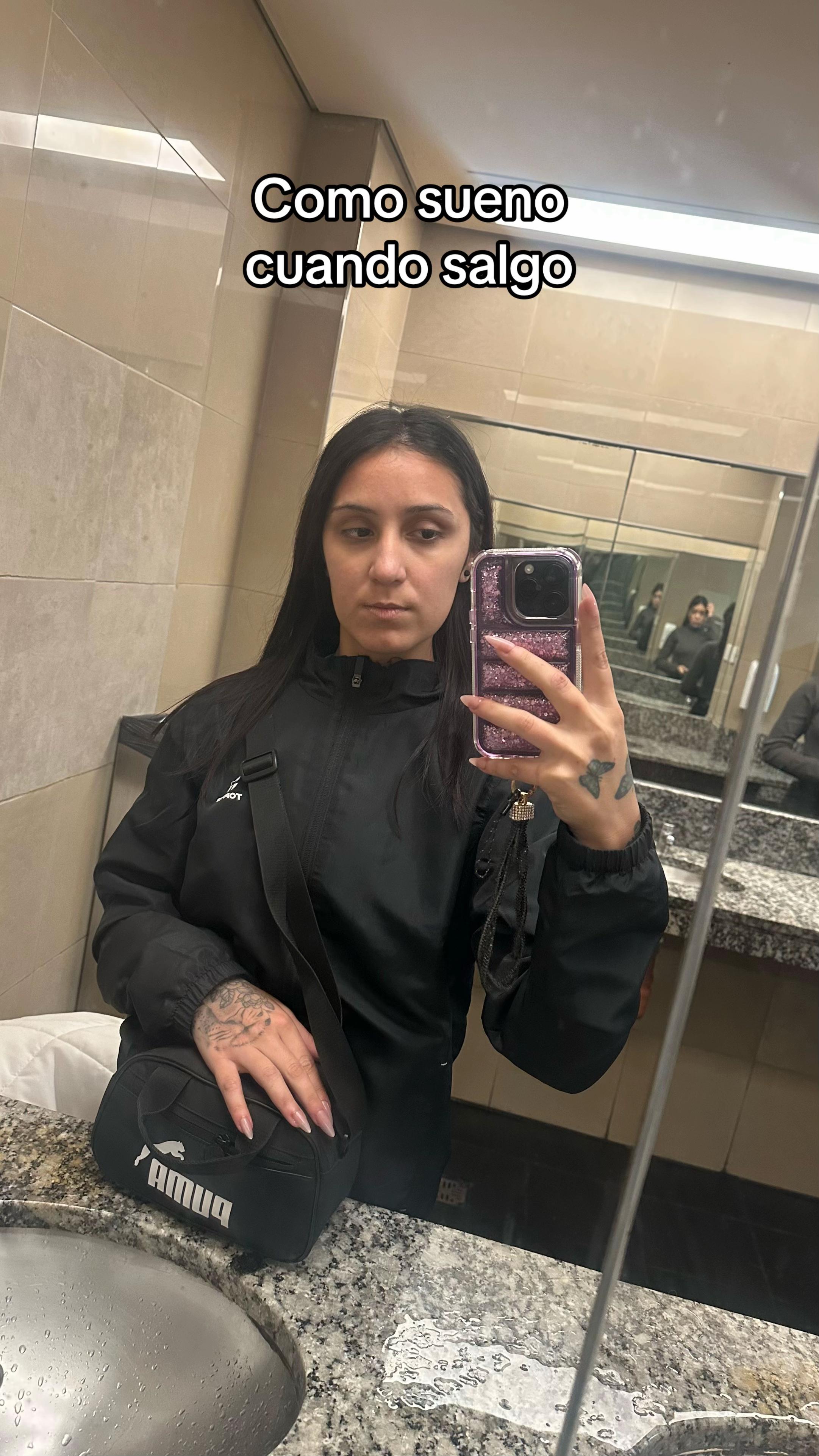 @____gomezmore