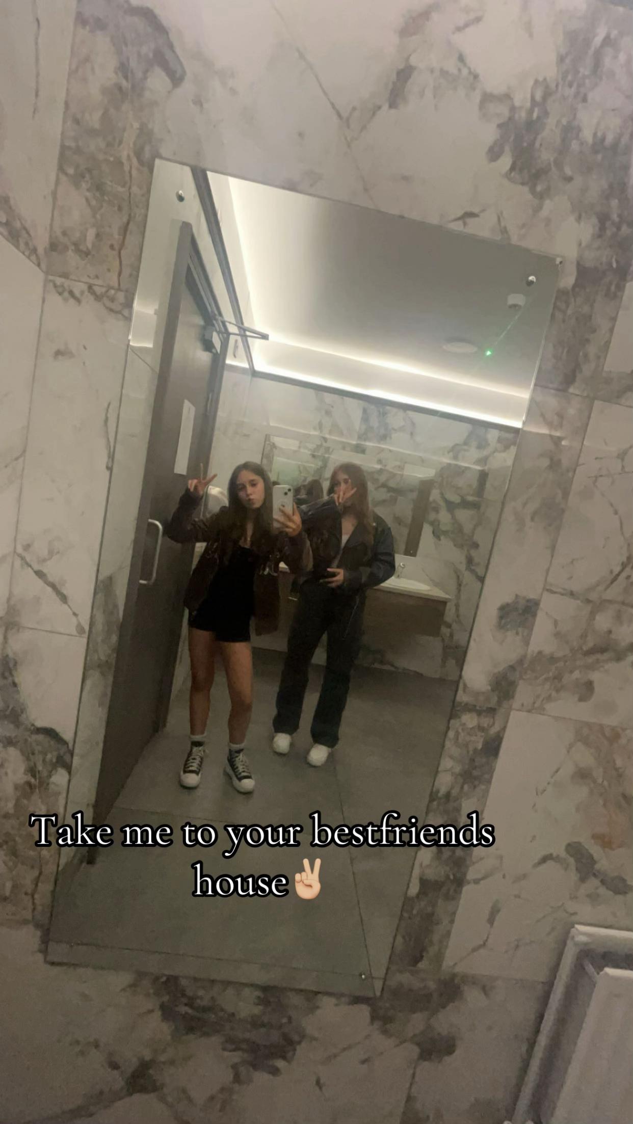 @𝓁ℯ𝒶𝒽 𝒥ℴ𝒽𝓃𝓈𝓉ℴ𝓃🪼