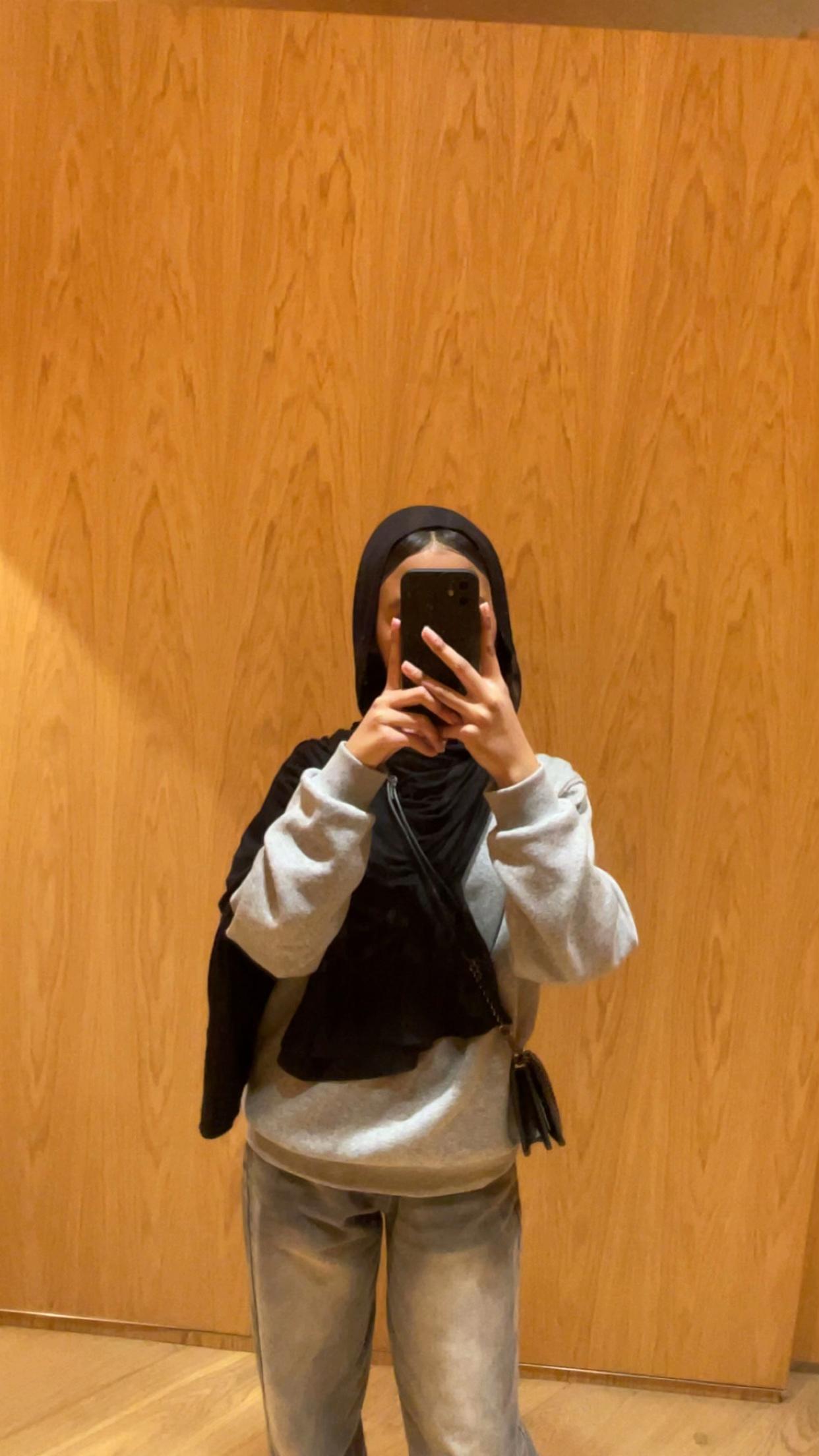 @๐๐๐๐๐๐ฆฆ