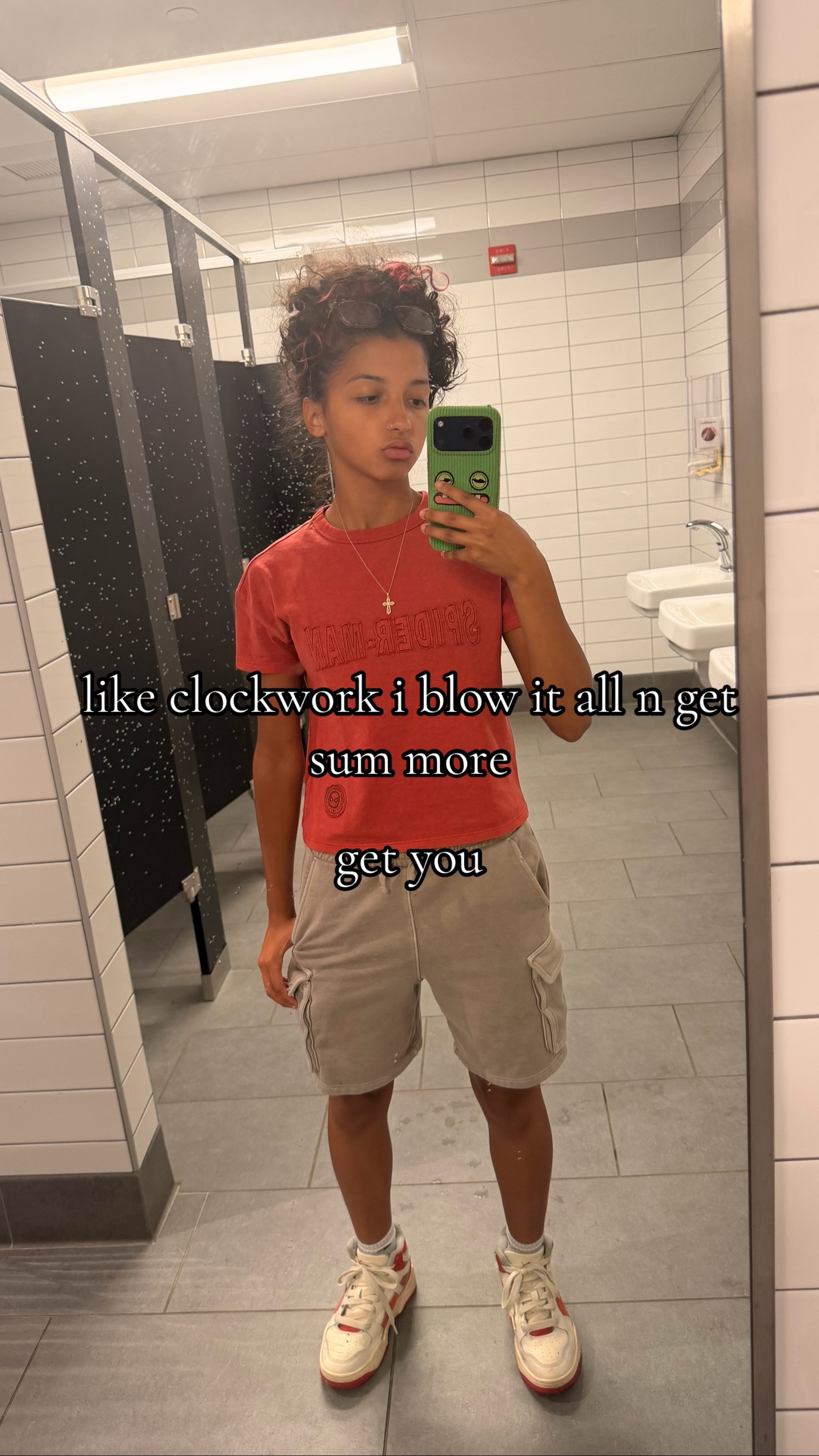 @Mia