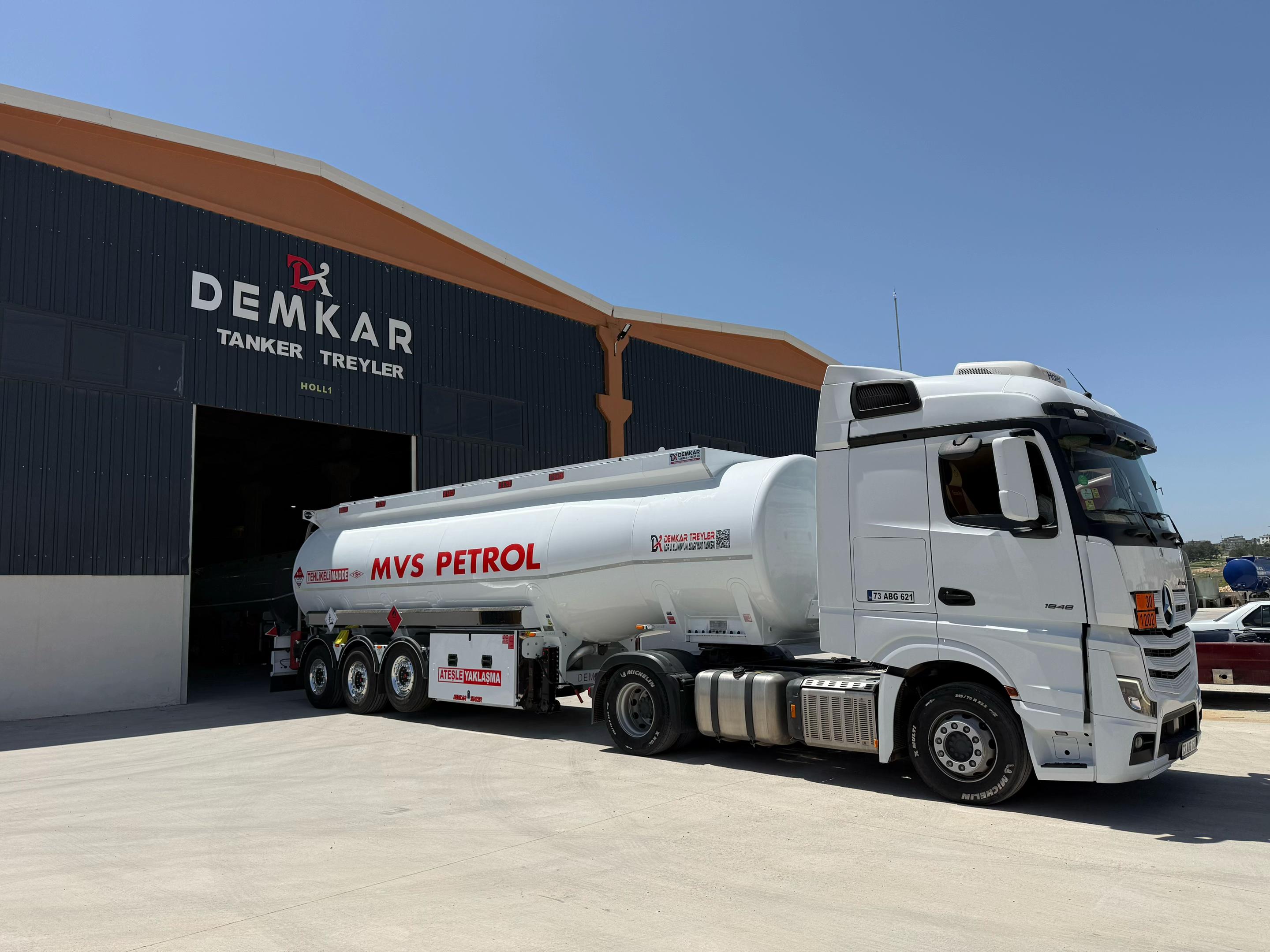 @demkar_tanker