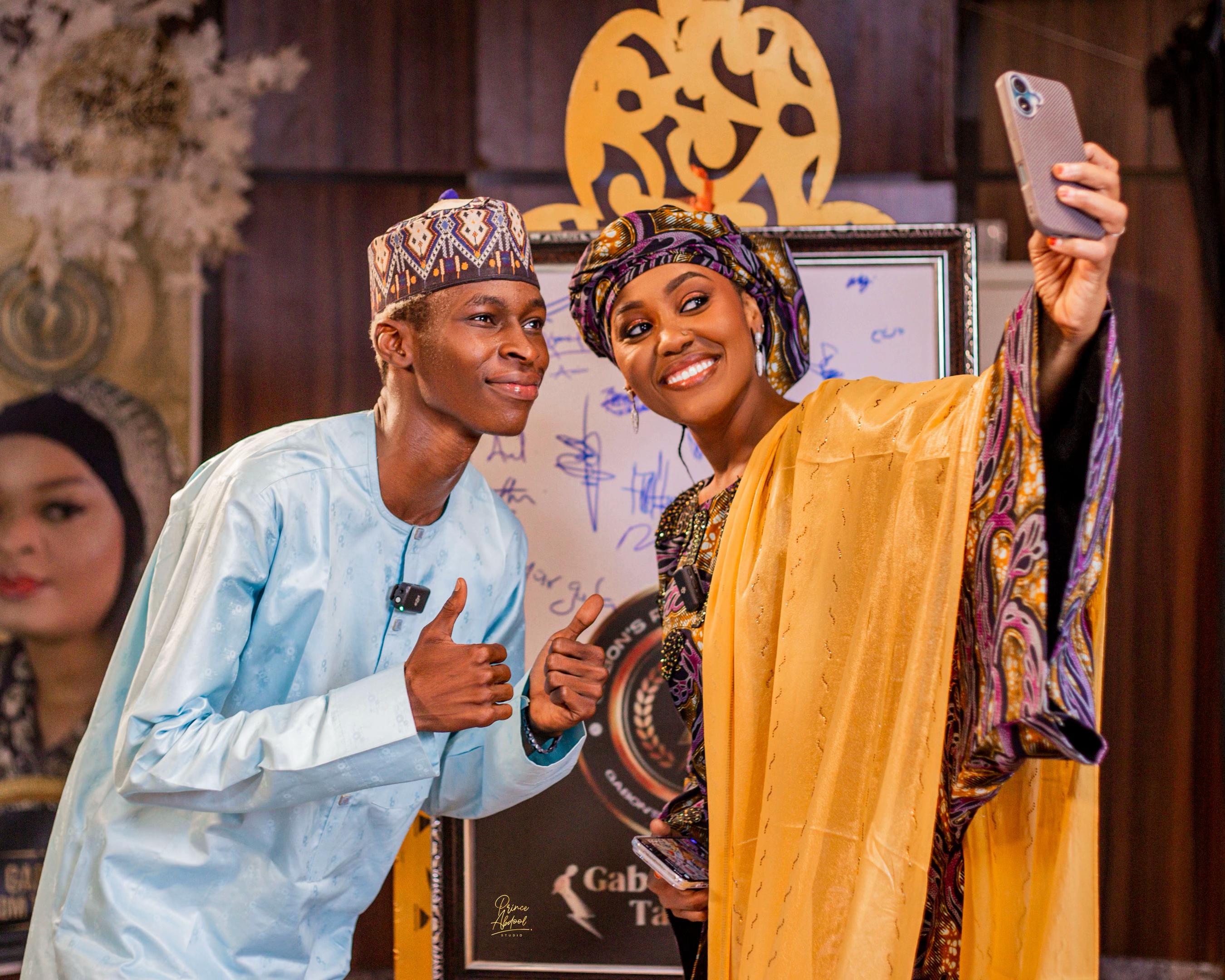 @Ngulde Sarkin Hoto🌏🦍