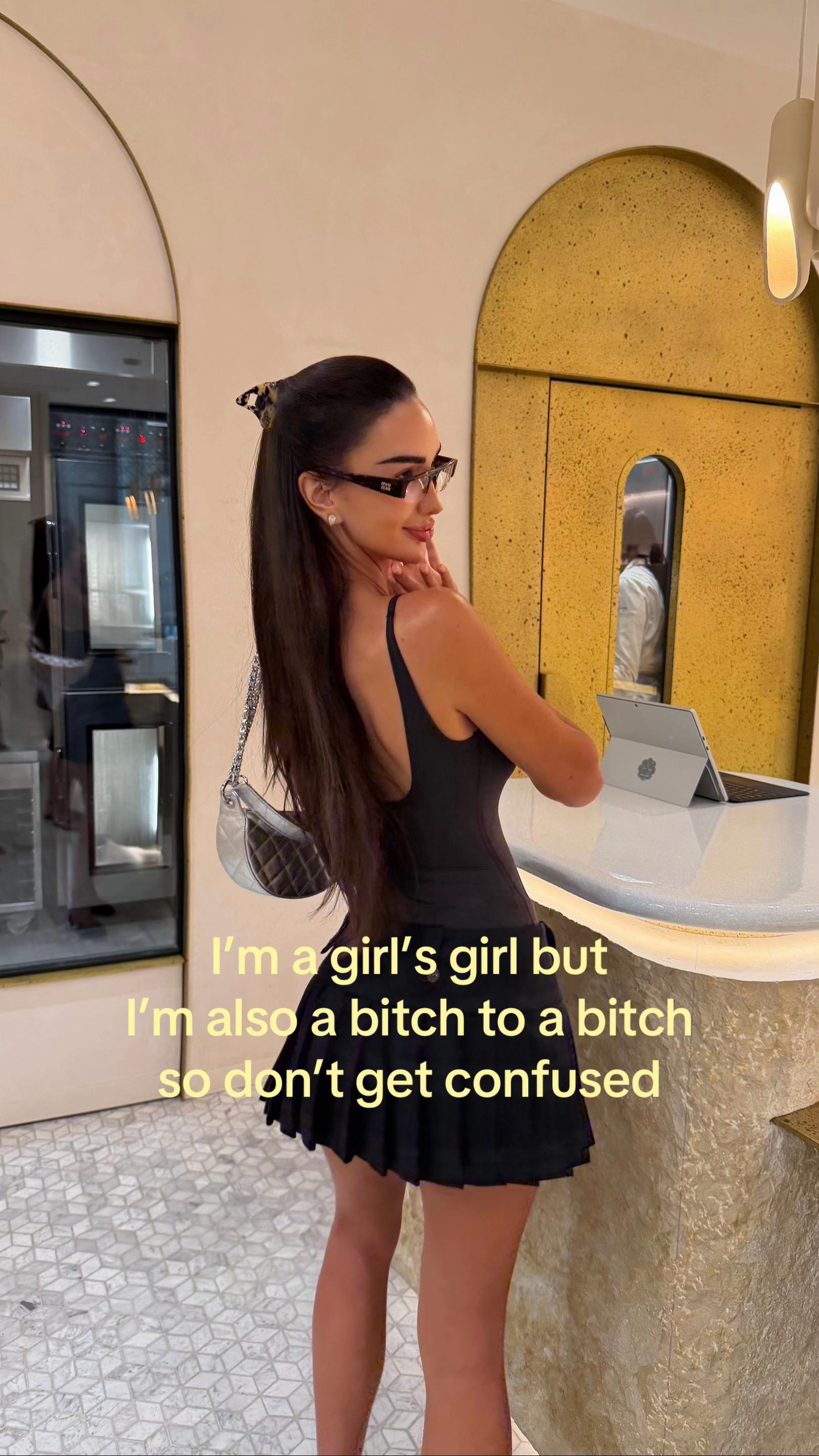 @emilyrosejonesx