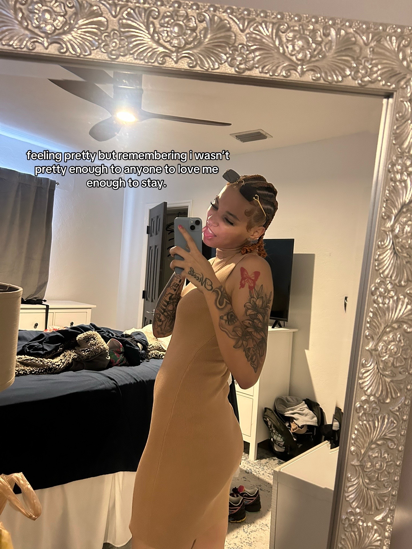 @shelovelayy