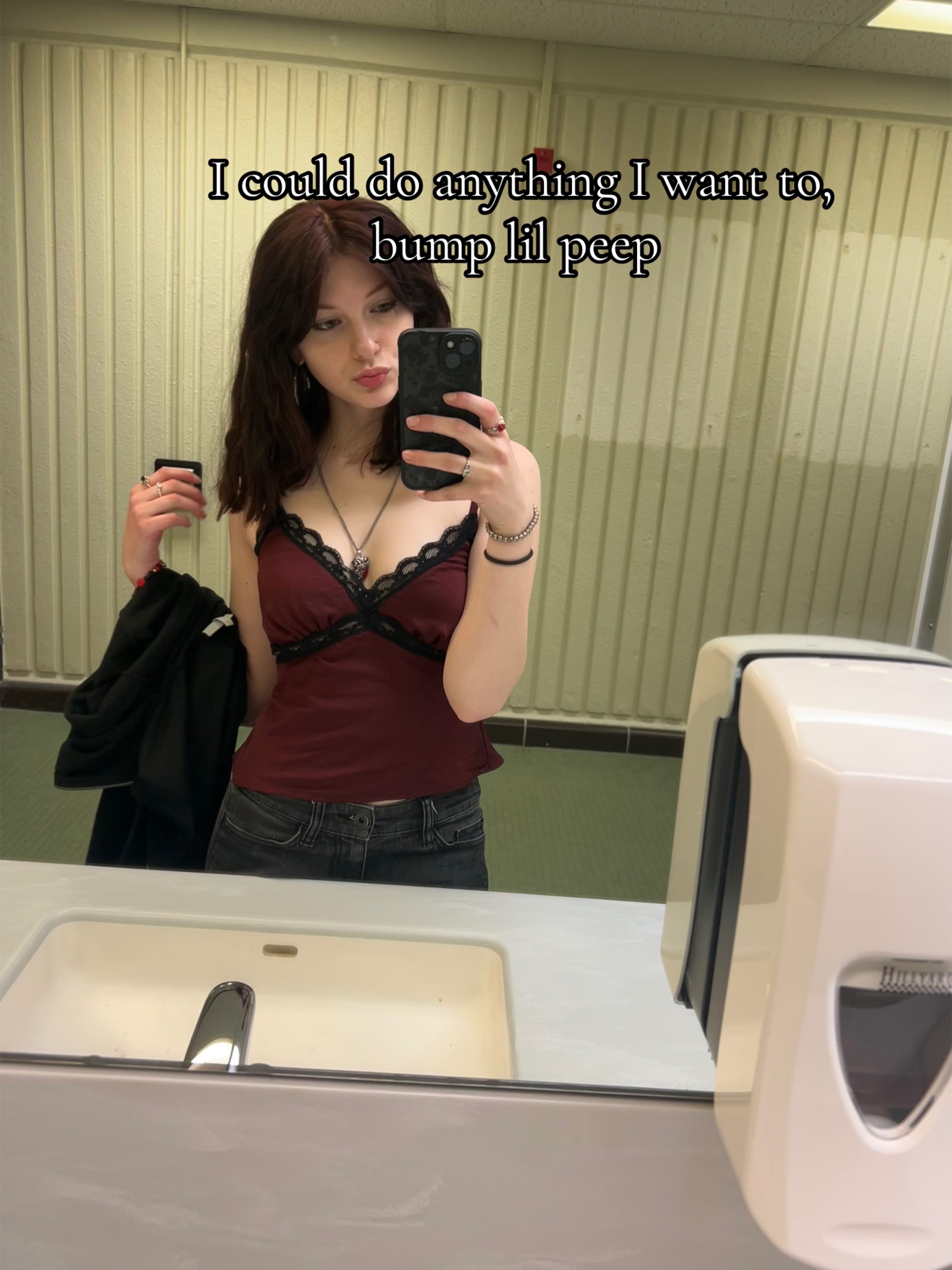@v <3
