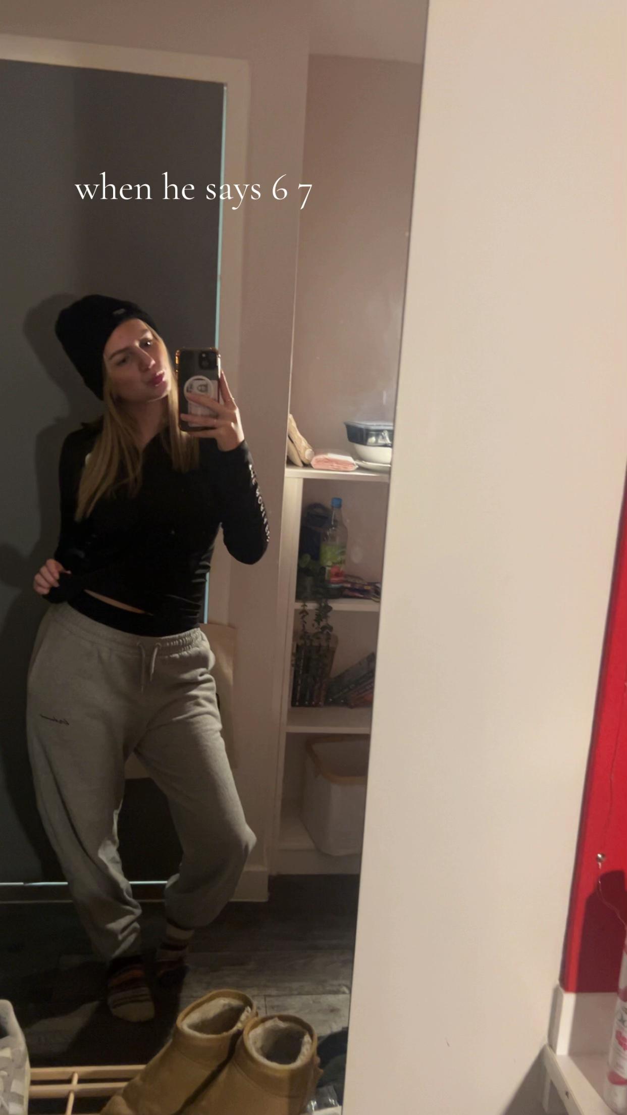 @nia