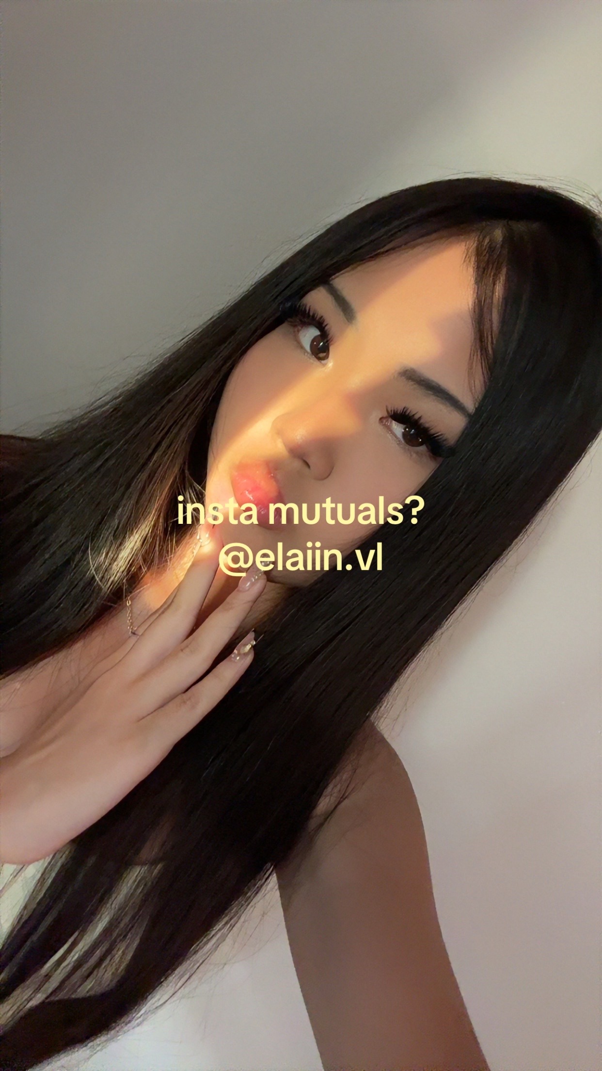@𝓮.