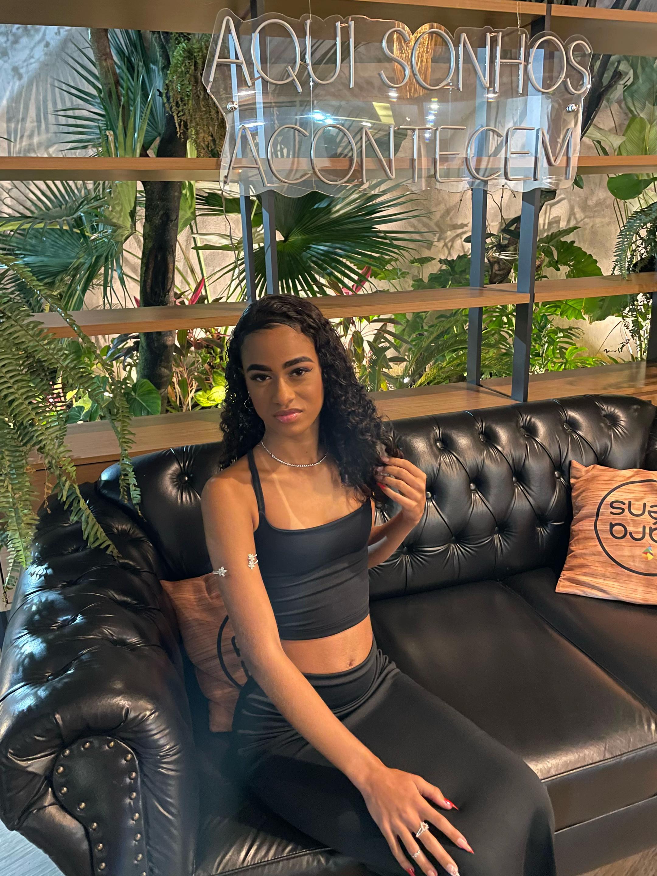@ana luiza👸🏽✨