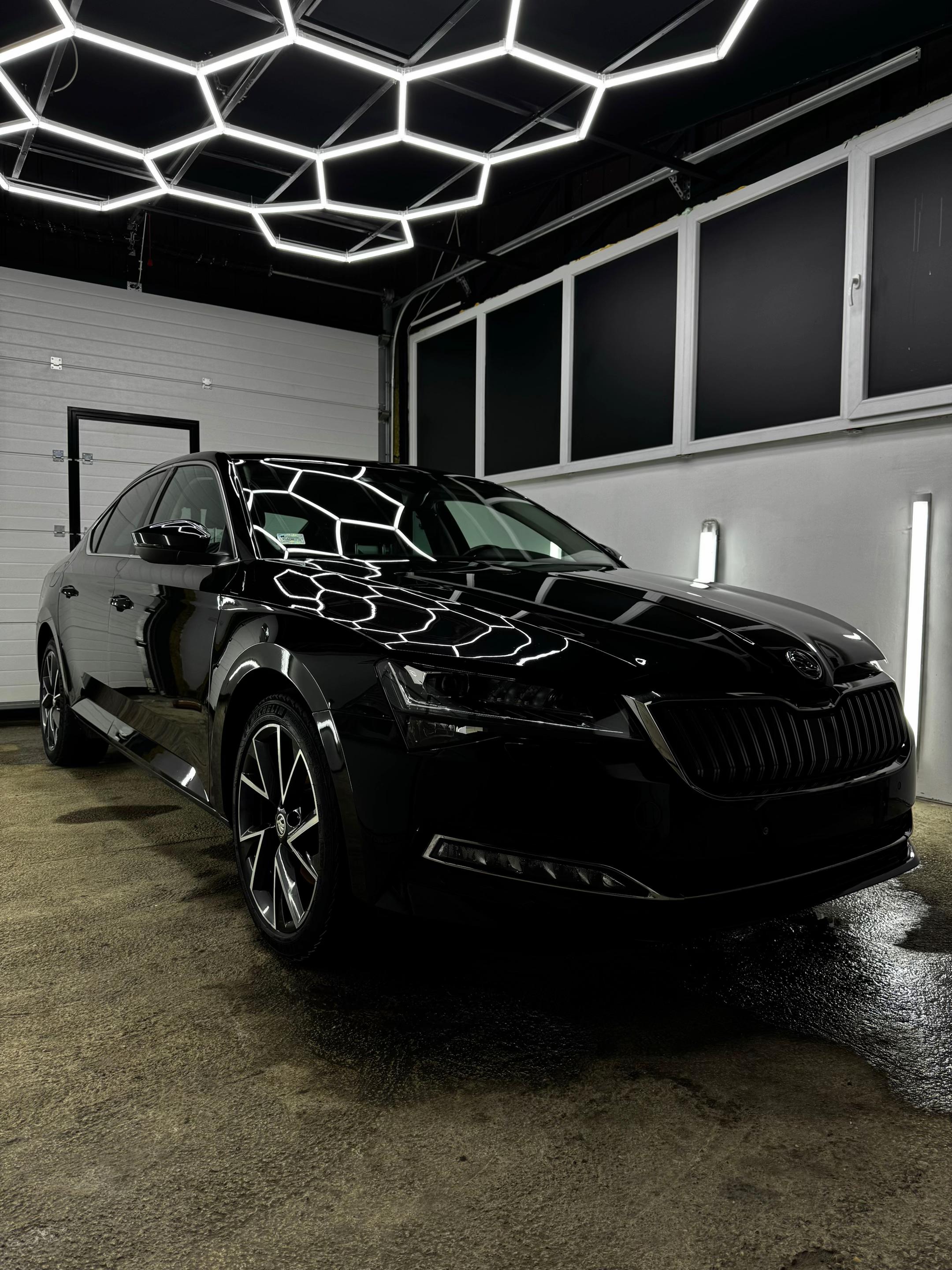 @BlackBoxGarage
