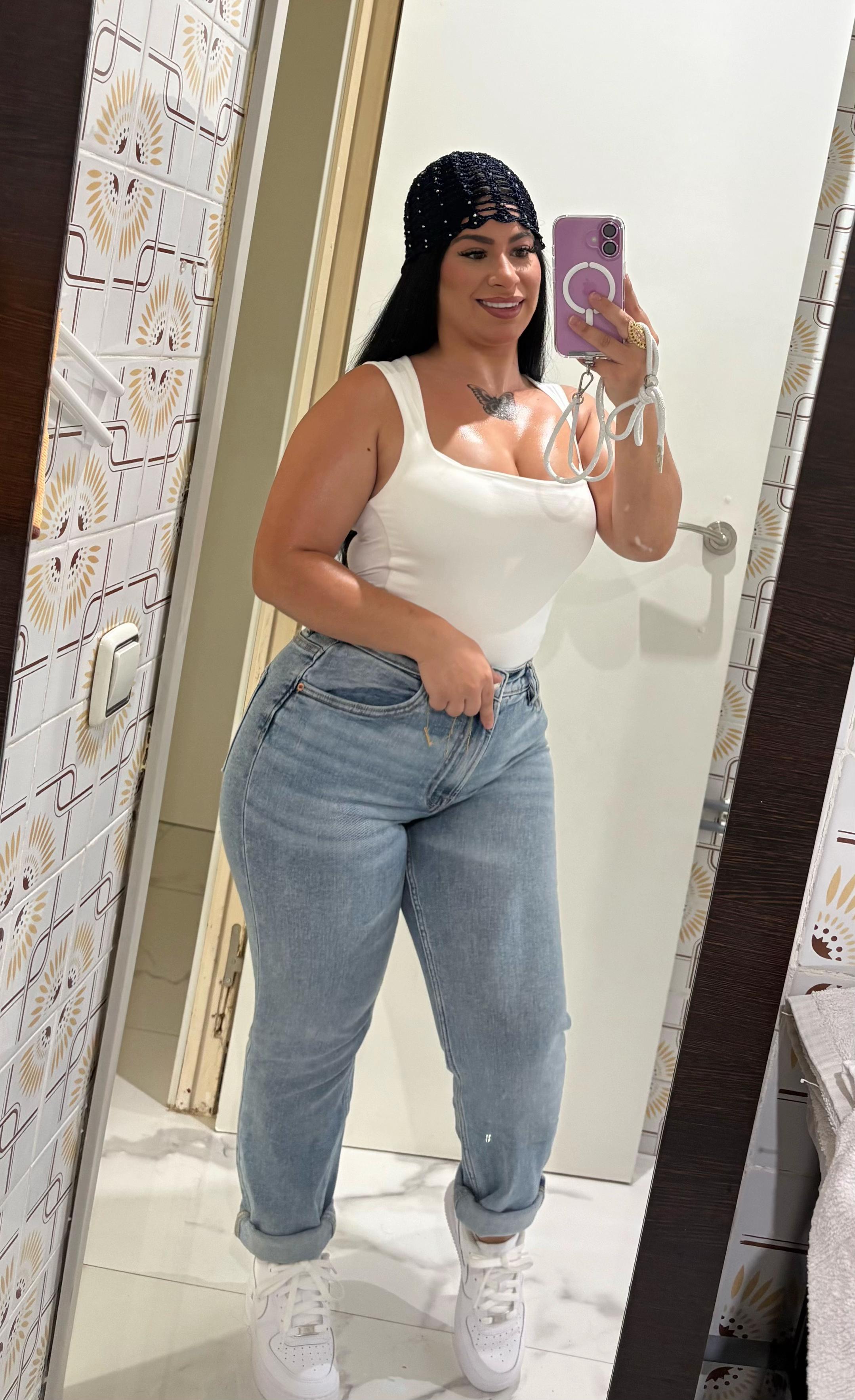 @MANUELA🤍