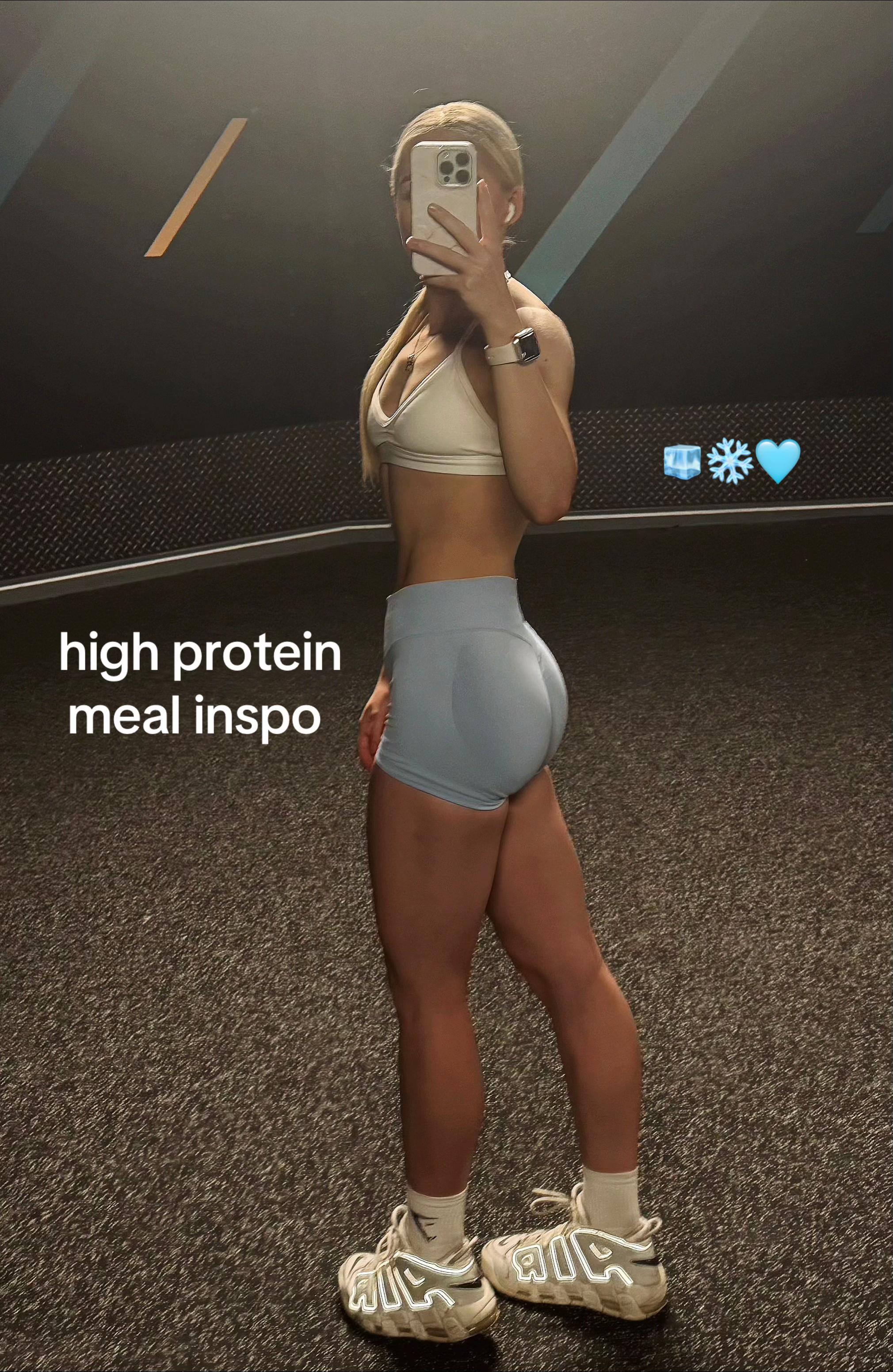 @Lara | Lifts🏋🏼&zwj;♀️🎧