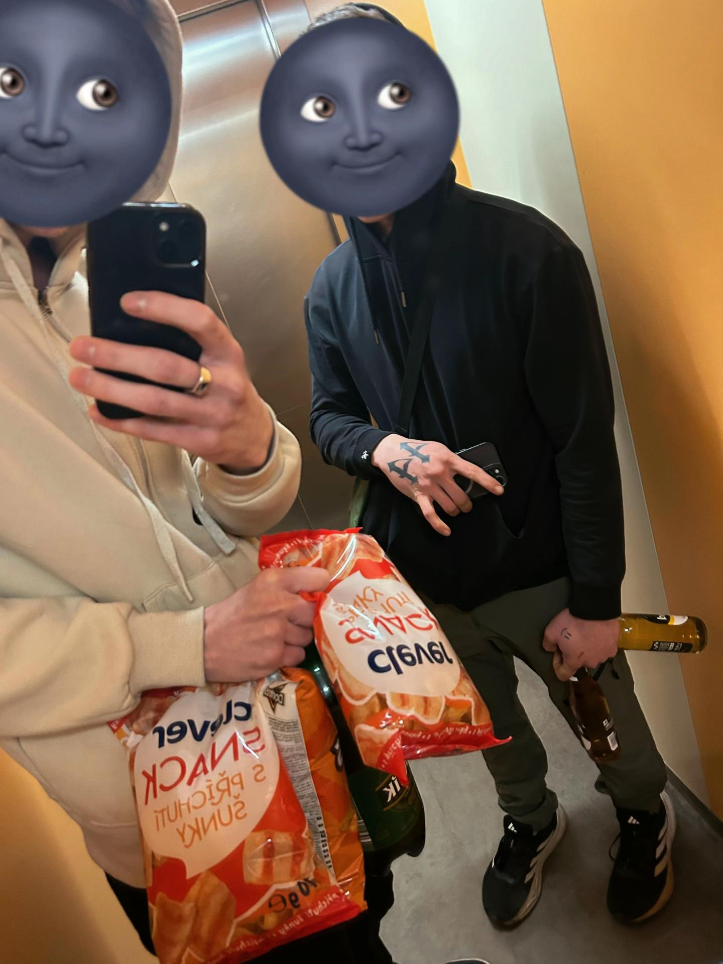 @๐๐๐๐๐๐๐๐๐ ๐