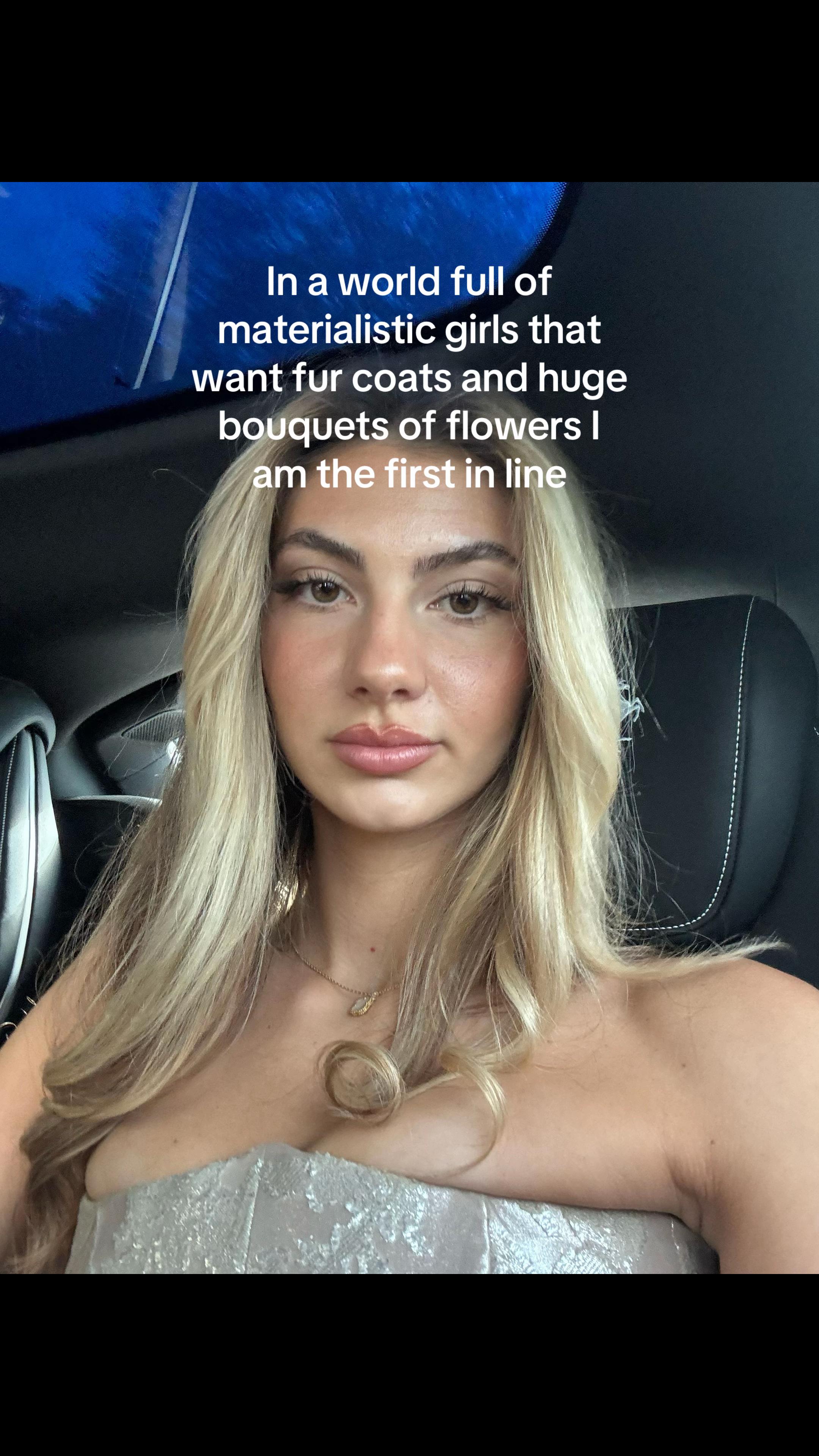 @Angelinadilara