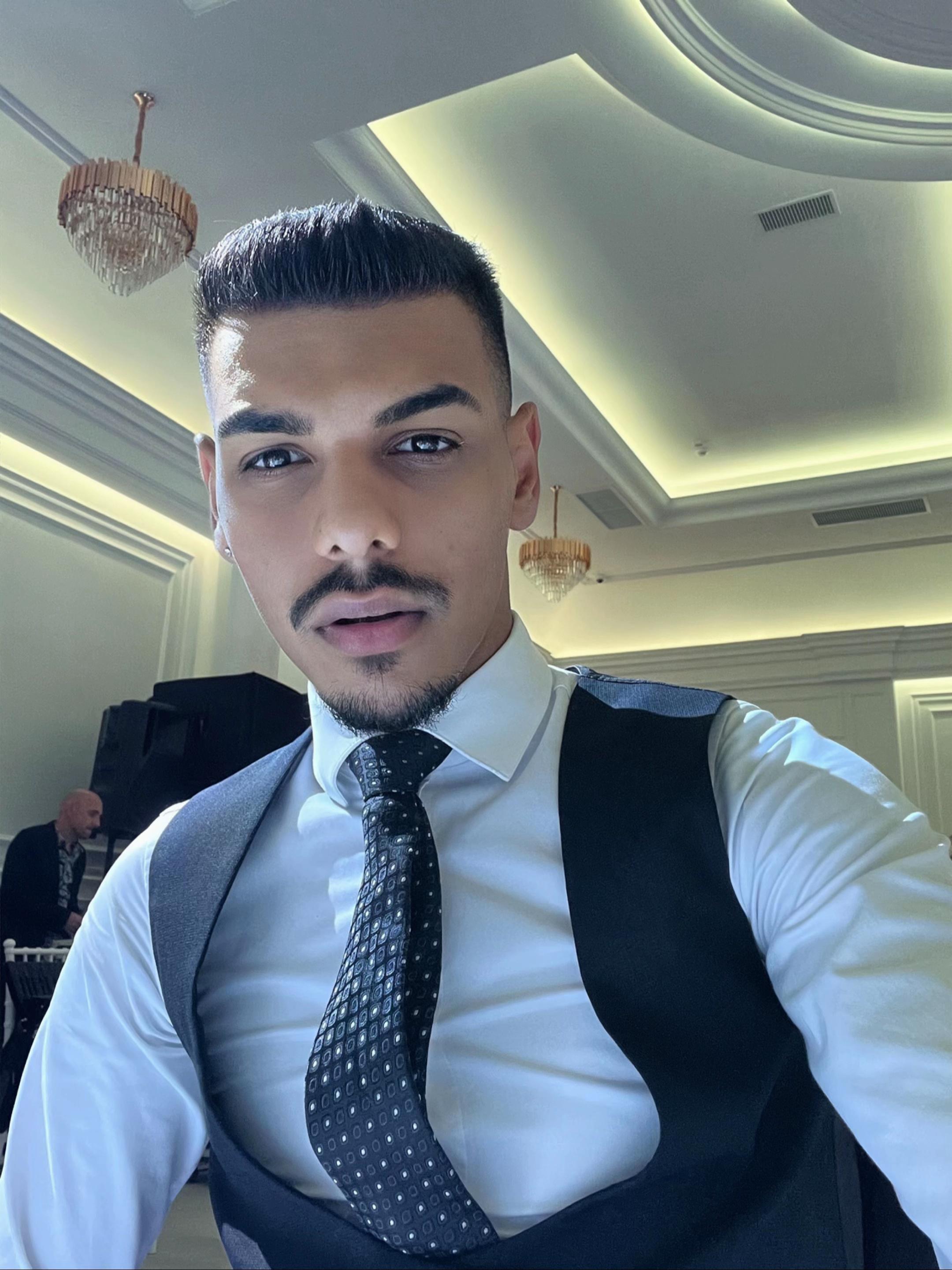 @Ionuț
