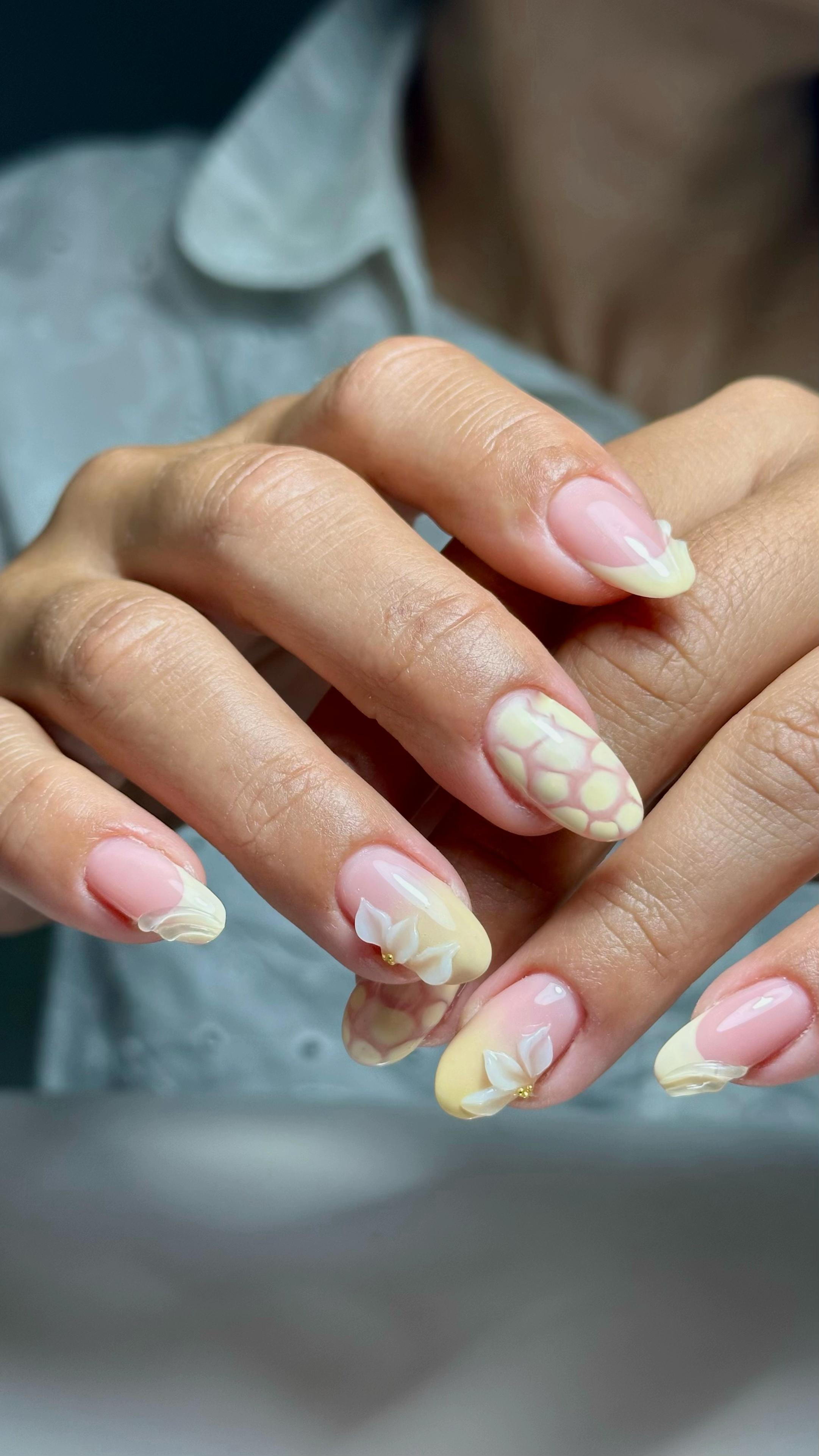 @nailsbymoosh
