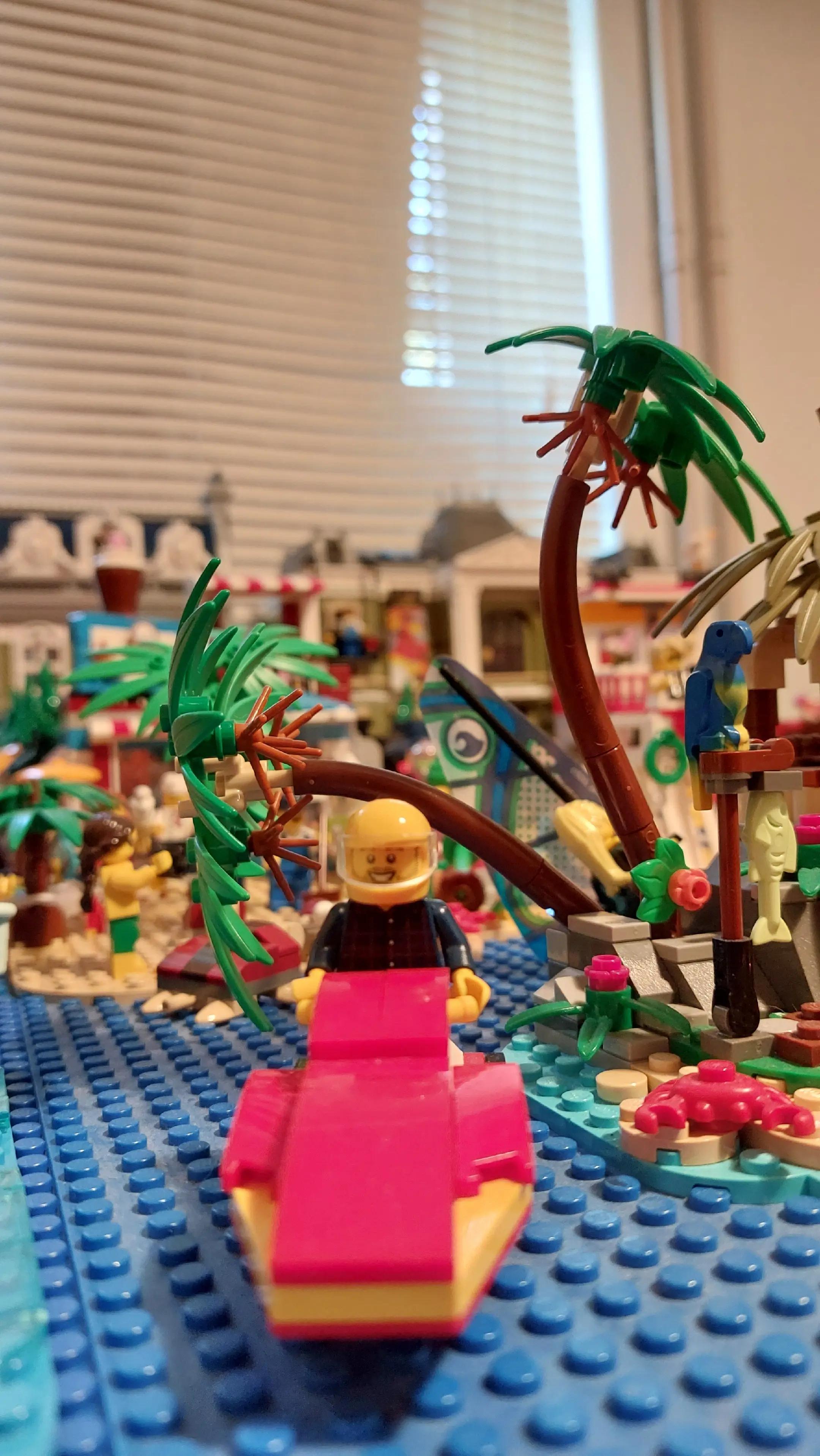 @BrickSetTastics