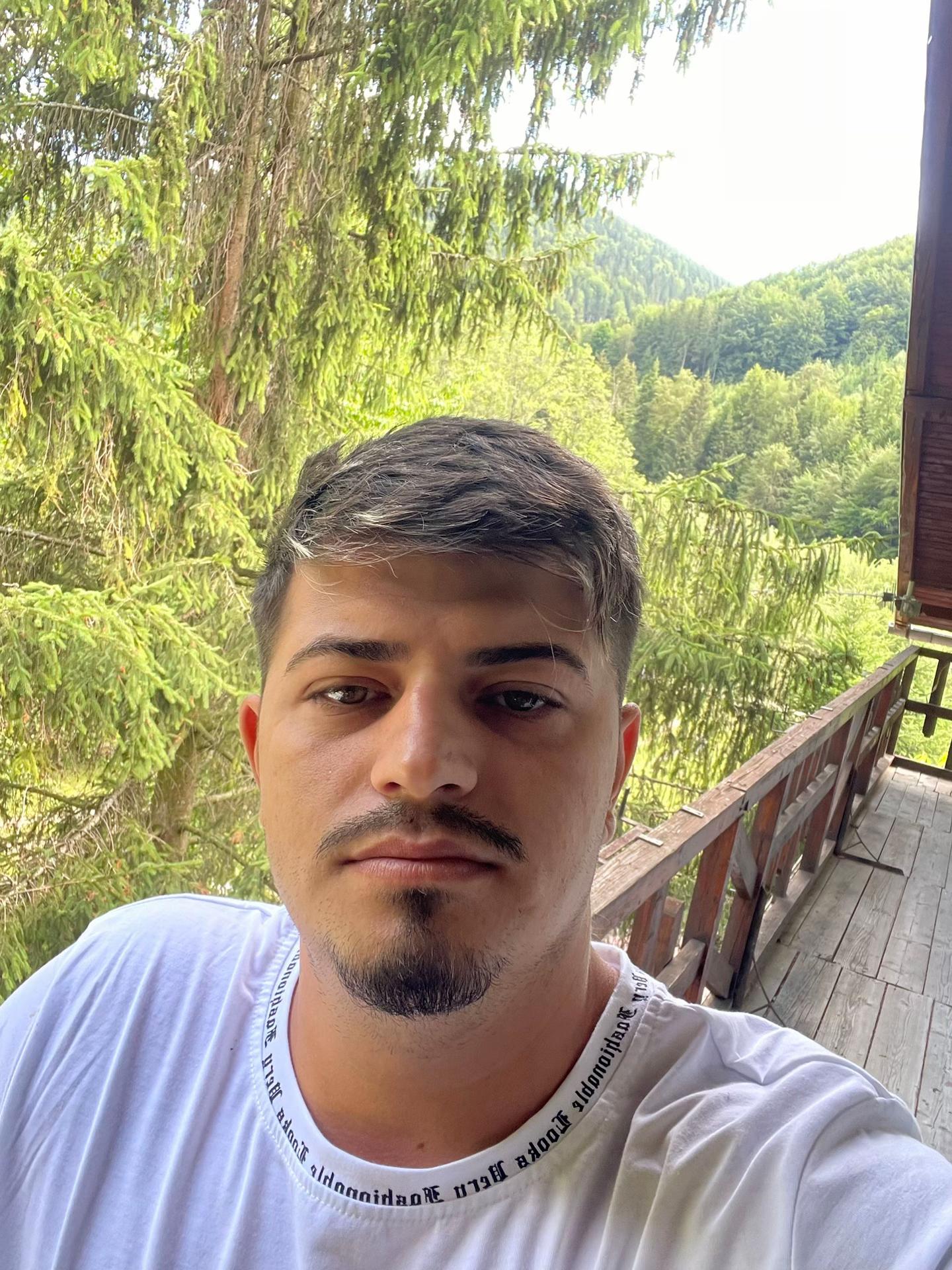 @Bogdan Tuţă