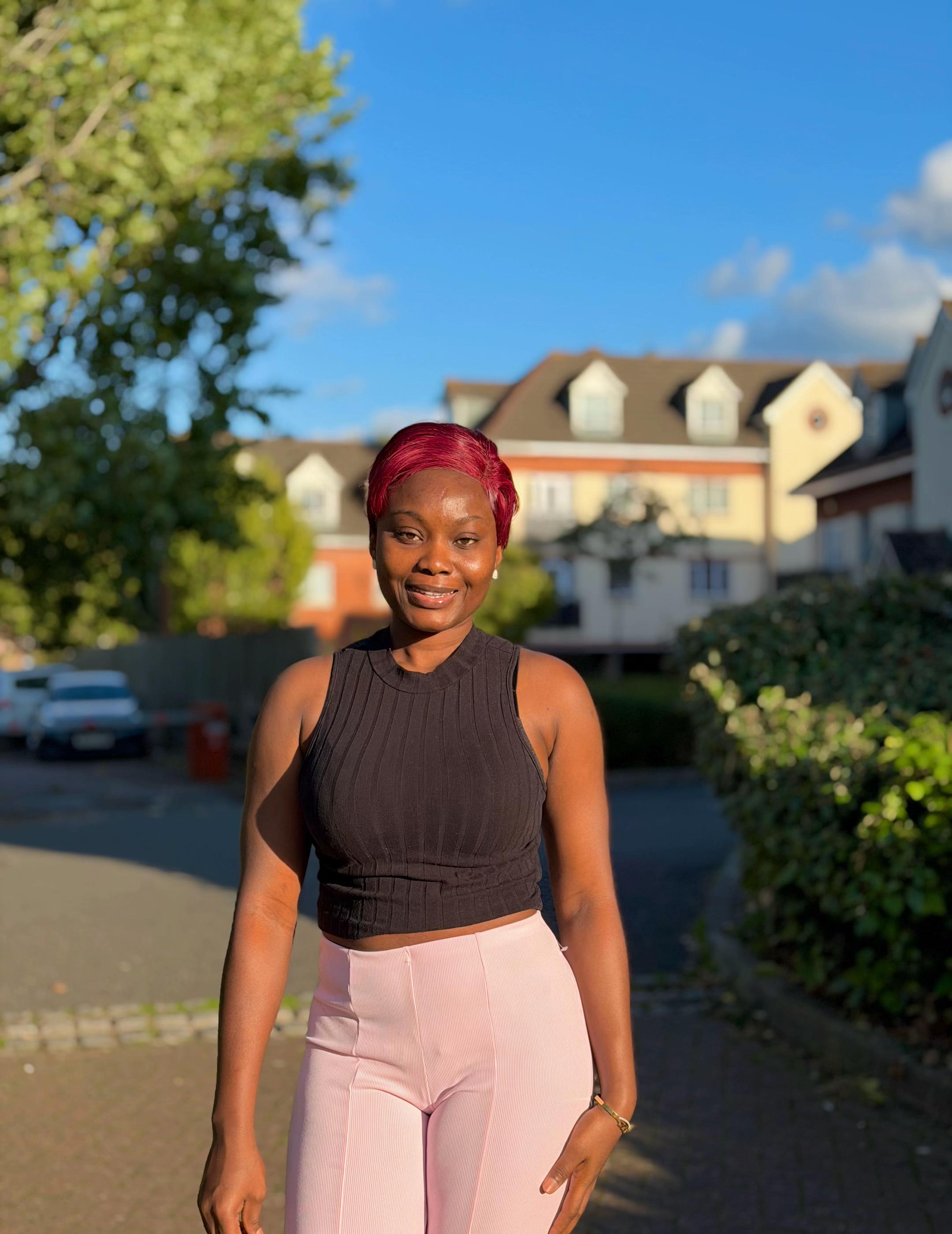 @Afra🥰🇬🇧