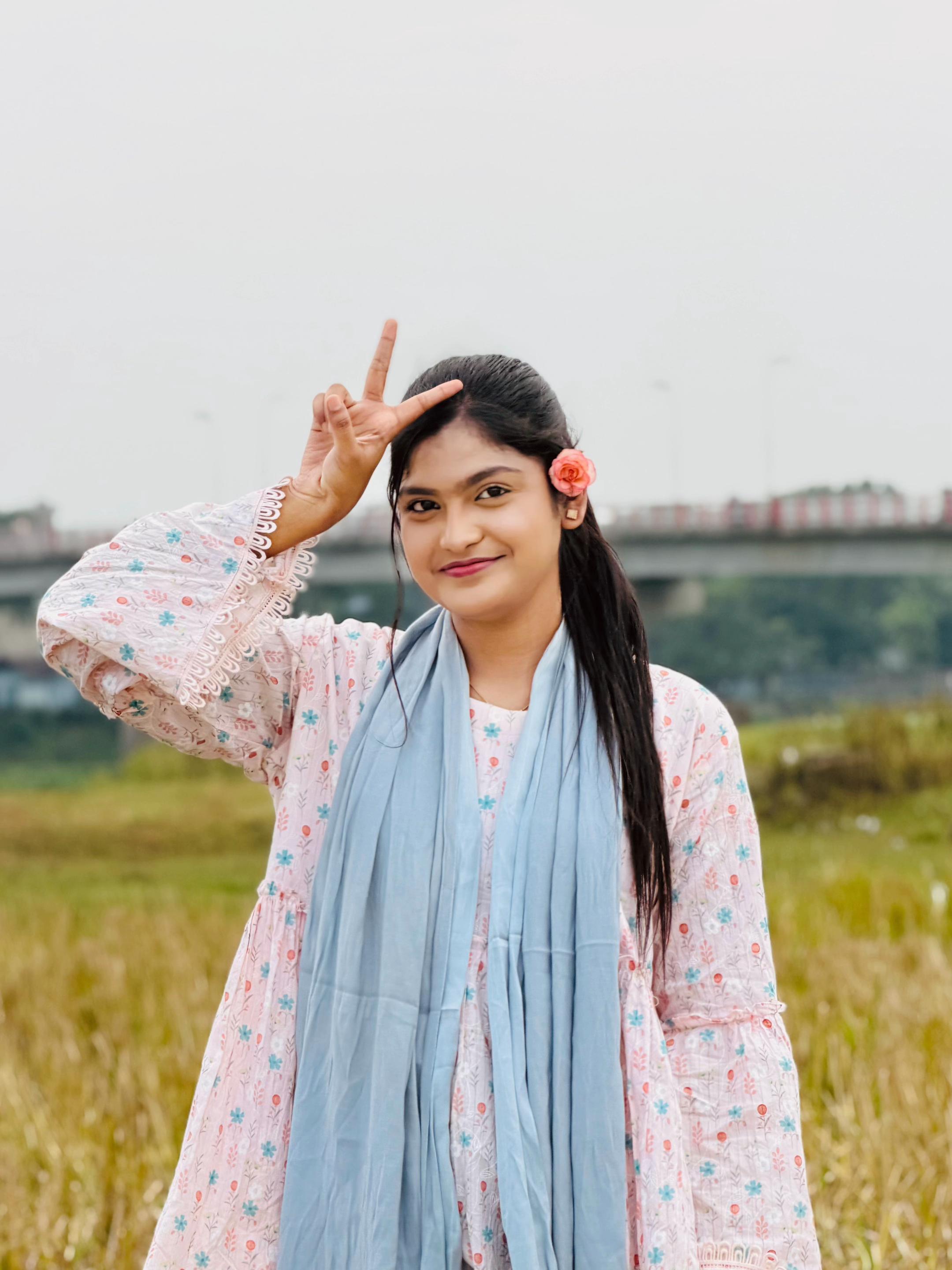 @Akhi Pakhi