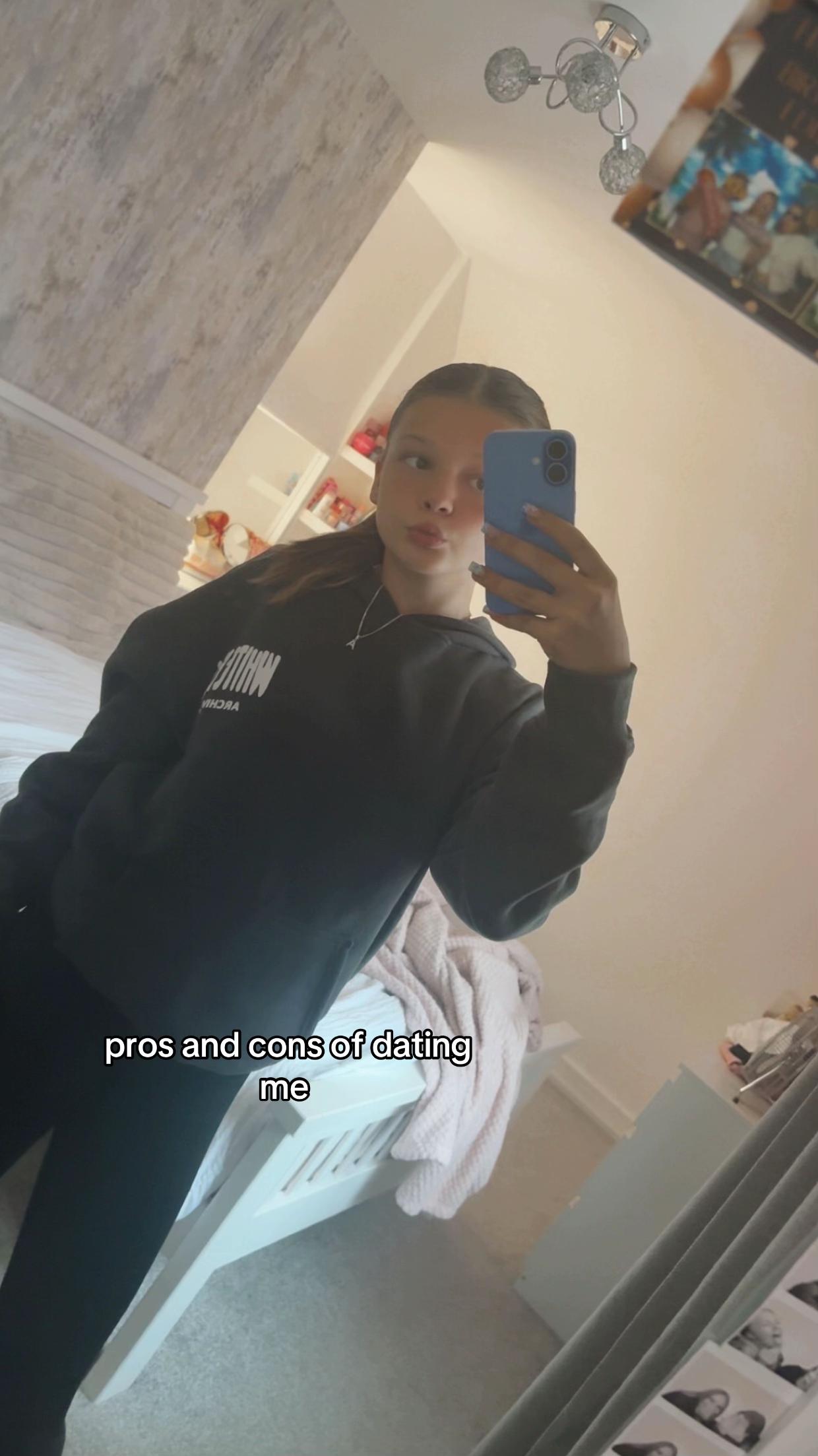 @𝐚𝐛𝐢~𝐜𝐡𝐚𝐫𝐥𝐨𝐭𝐭𝐞🪭⚡️