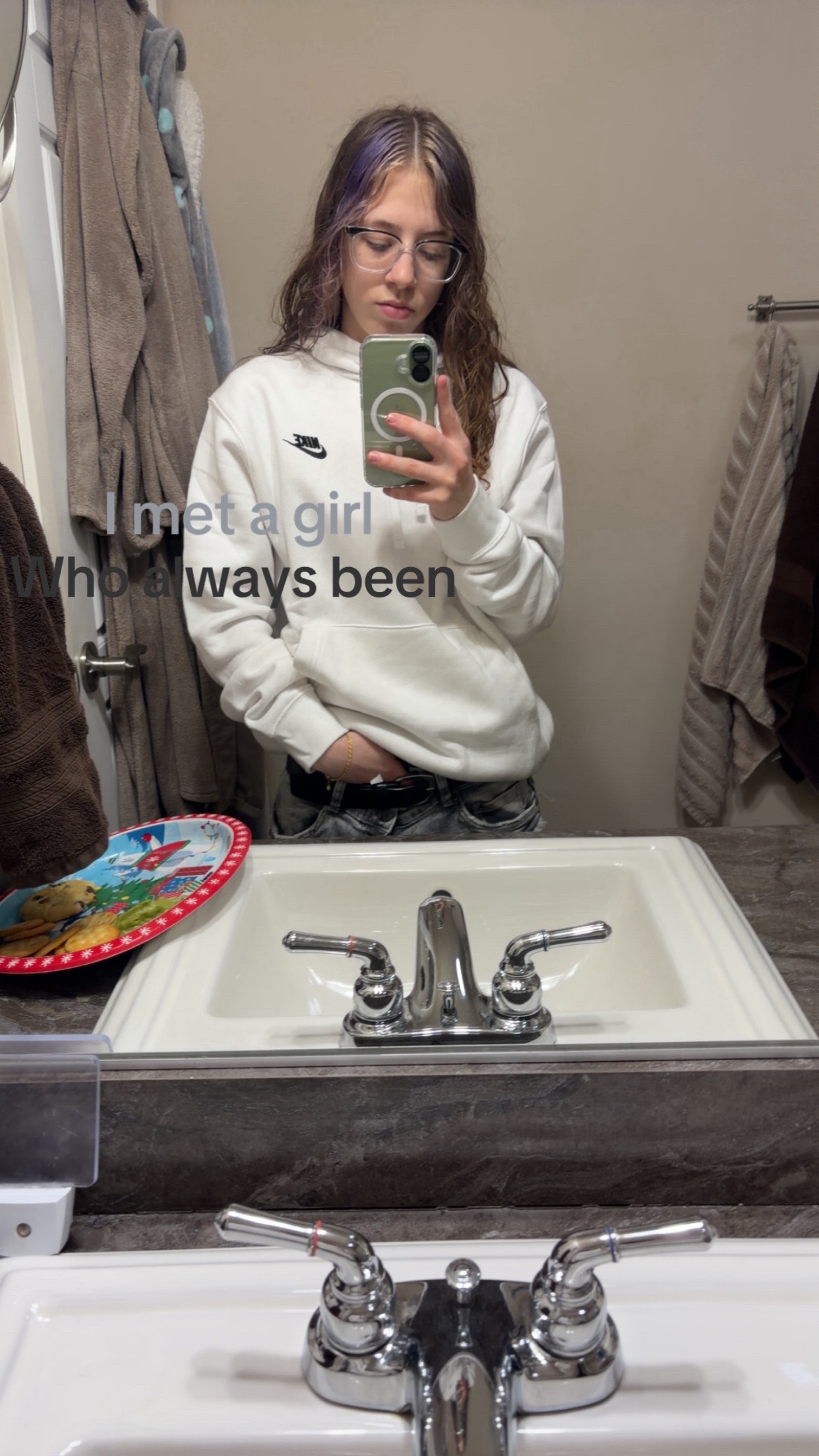 @j💫