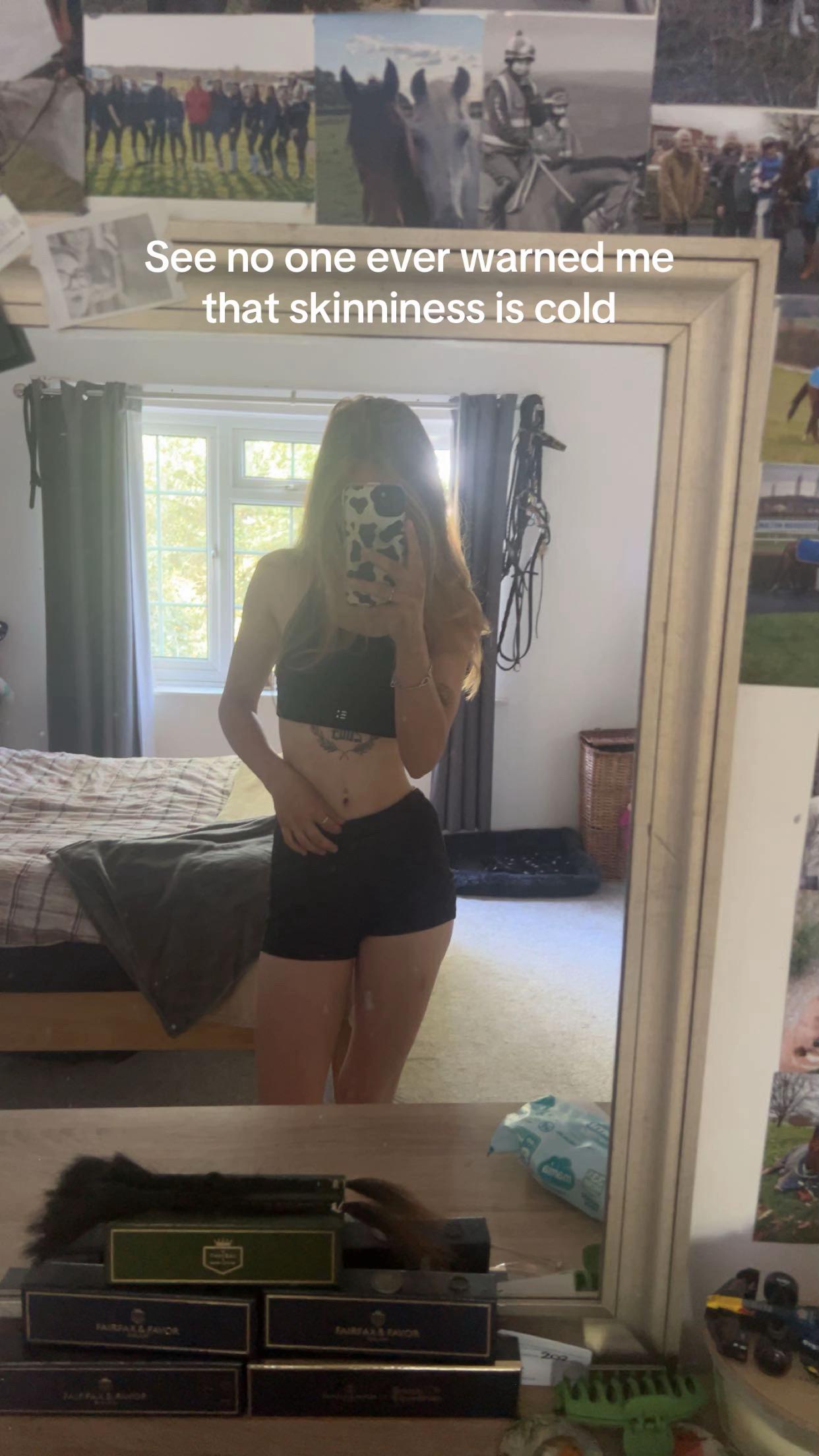 @Nikki 🐾🖤