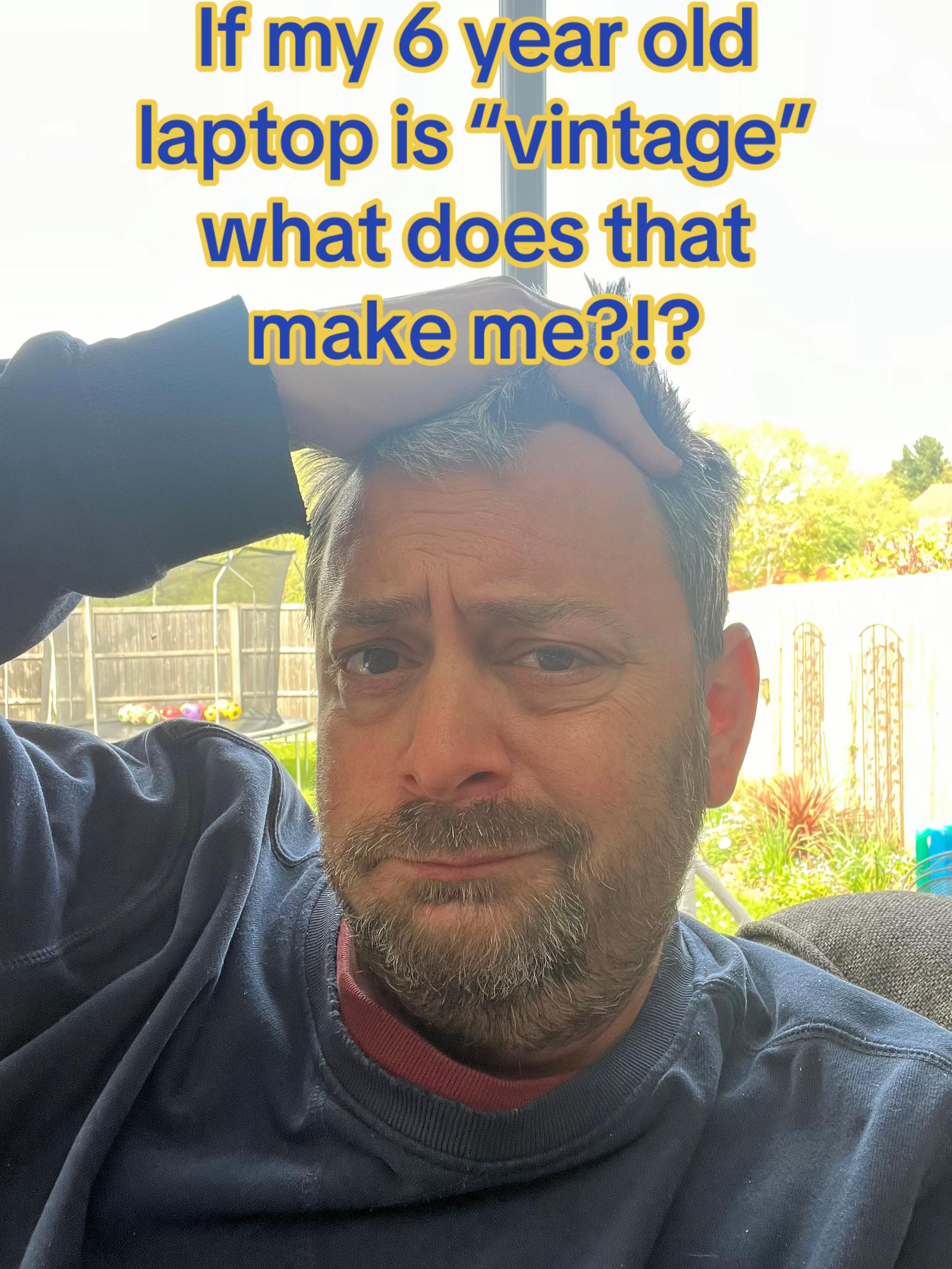 @PhilipsComedy