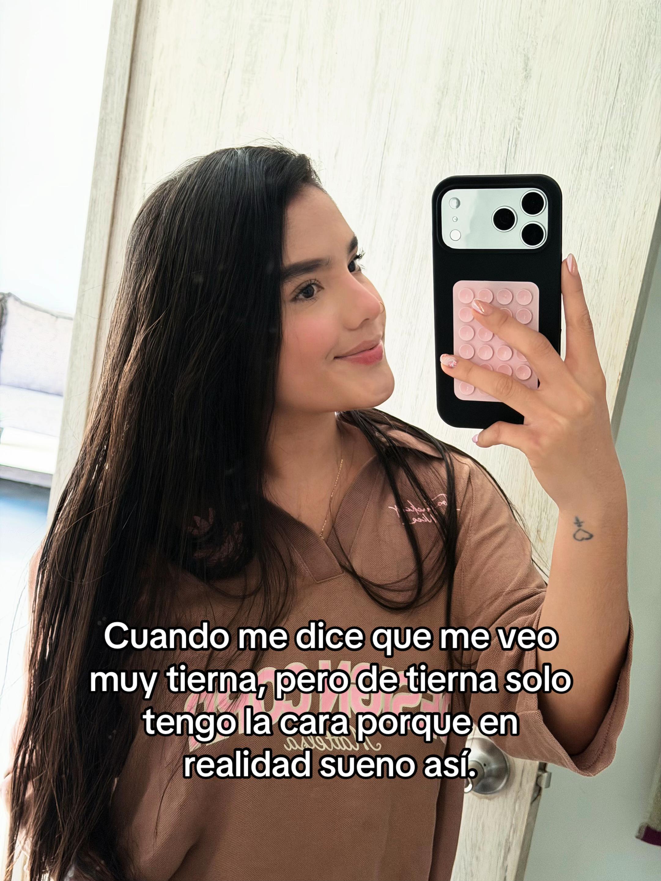 @Camiagudeloc