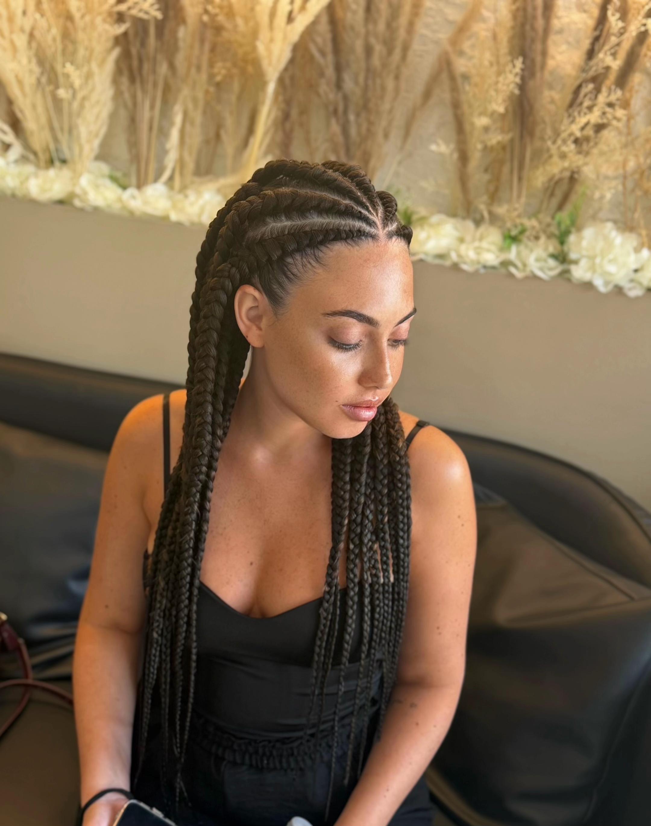@LUCIANA HAIR