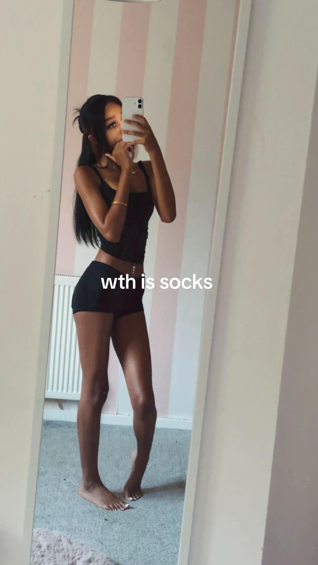 @sofia🐐’.