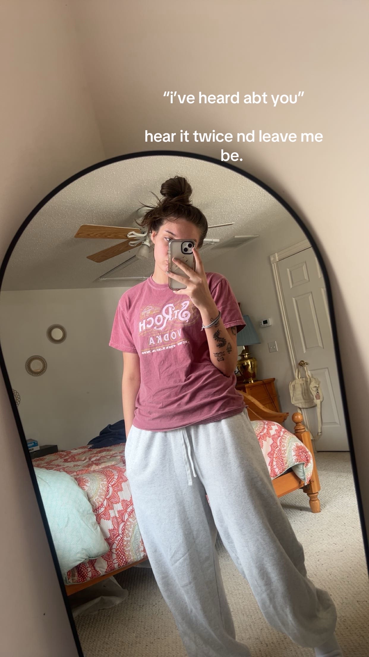 @raeee🕸️