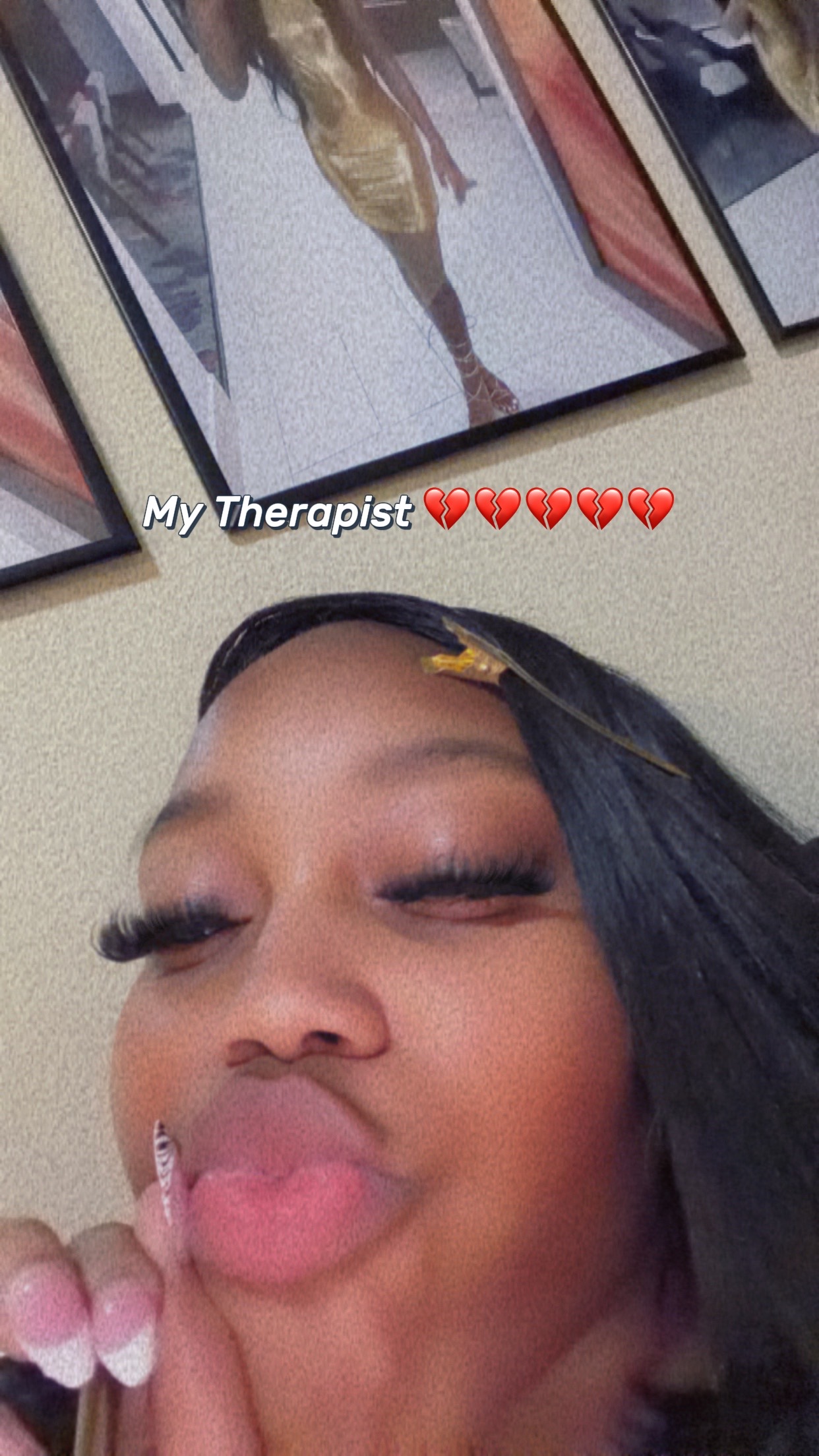 @NIYA🤍😽