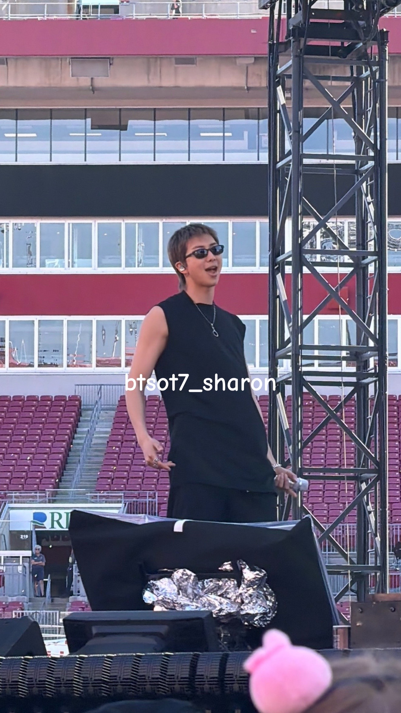 @BTSOT7_sharon