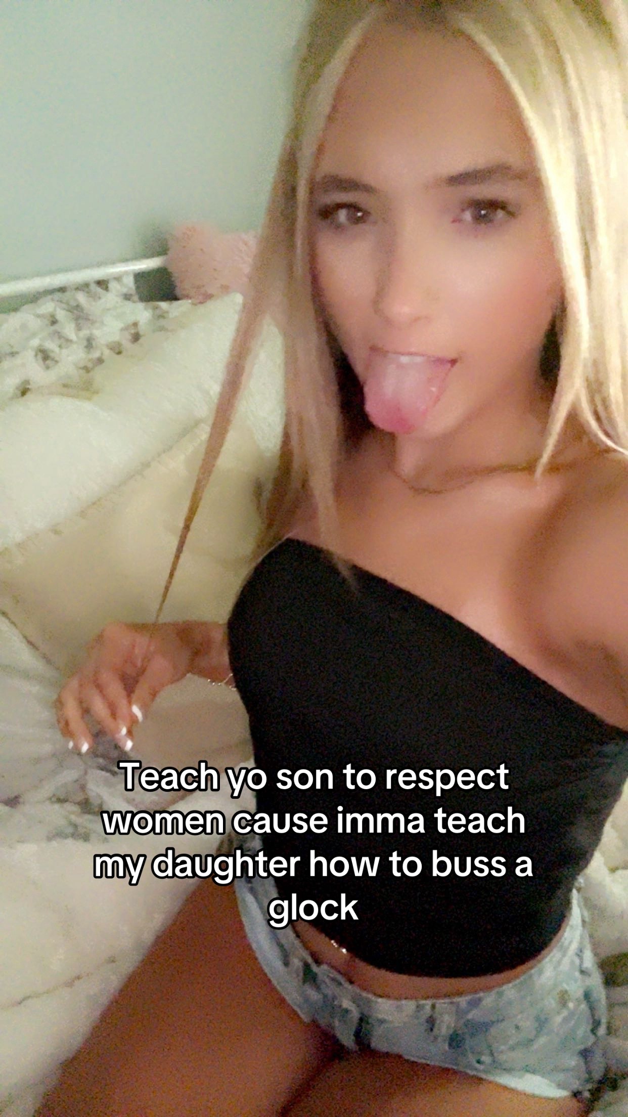 @¥