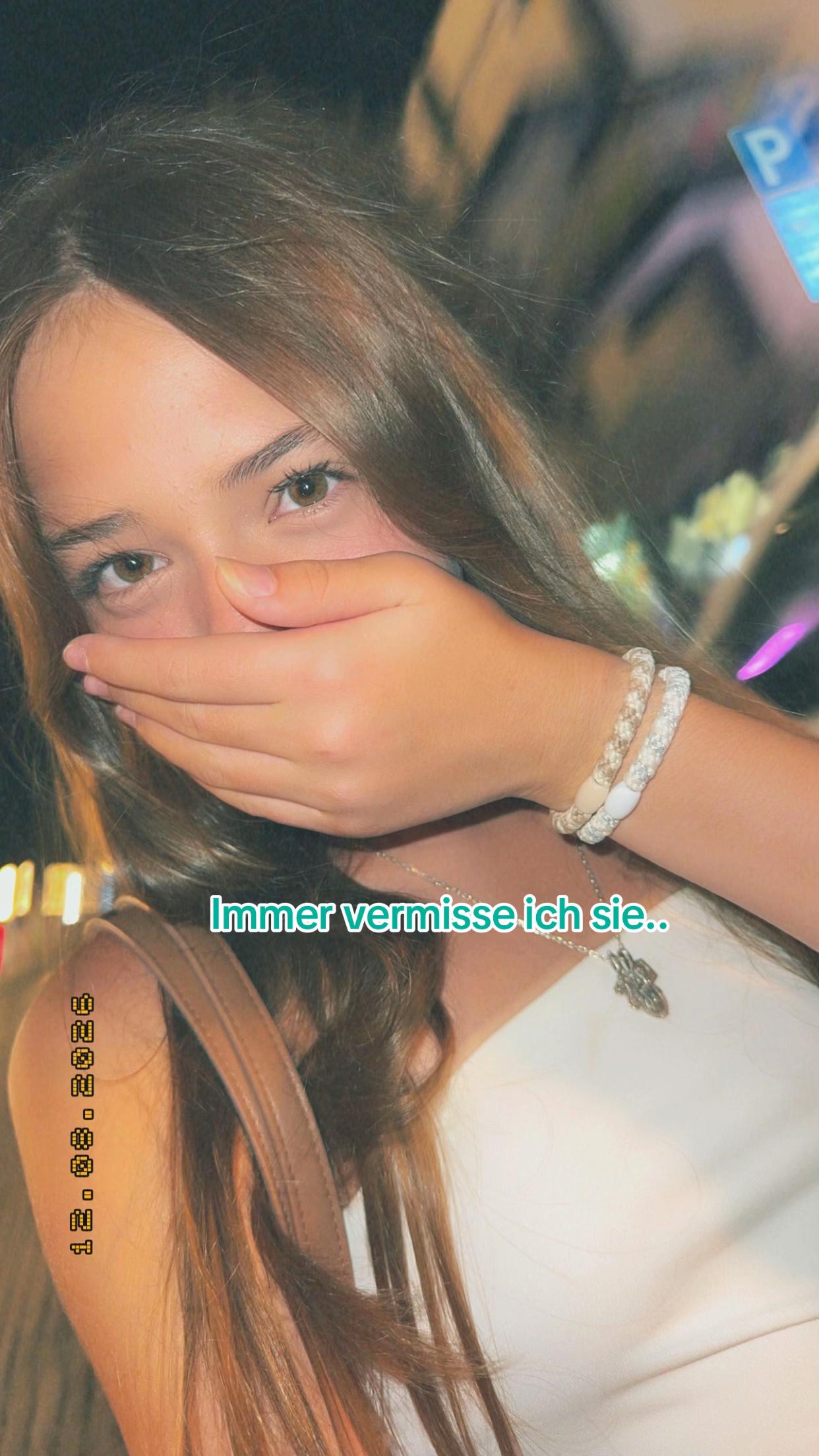 @๐ฉ๐ต๐ช๐ฝ๐ช๊จ