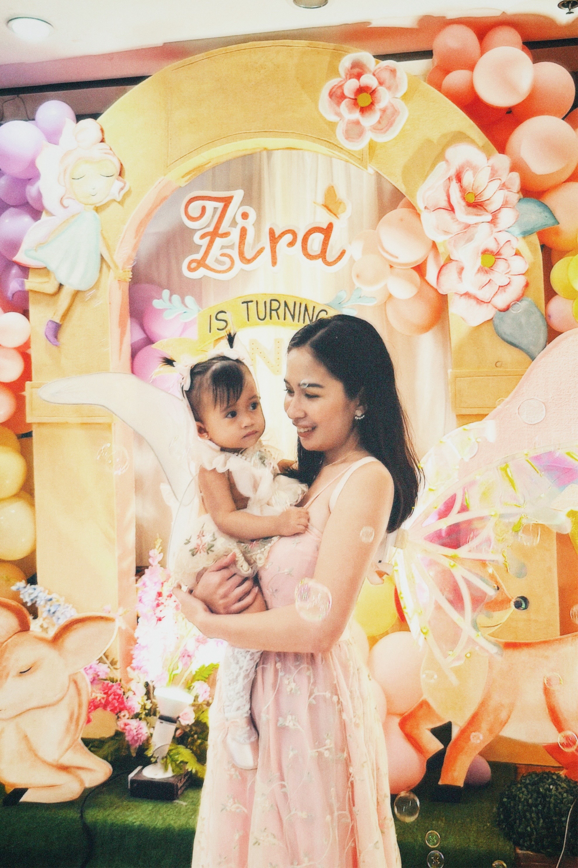 @lifewithzira